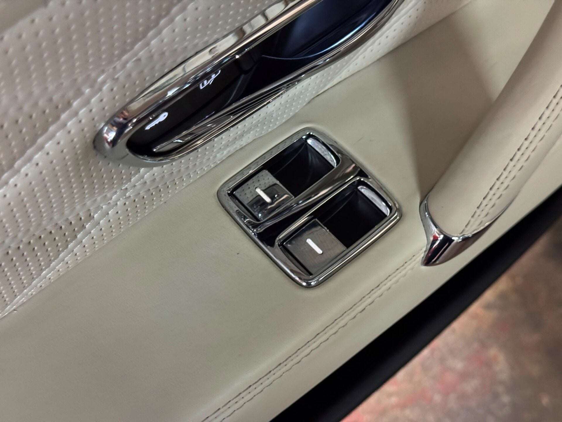 2015 BENTLEY FLYING SPUR 2015 BENTLEY FLYING SPUR