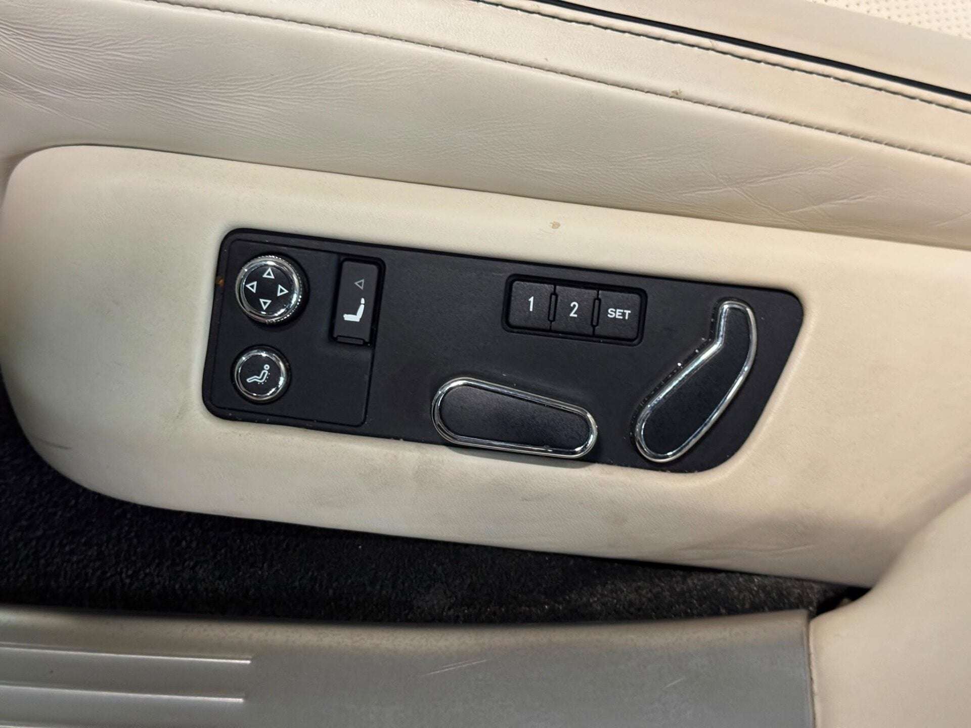 2015 BENTLEY FLYING SPUR 2015 BENTLEY FLYING SPUR