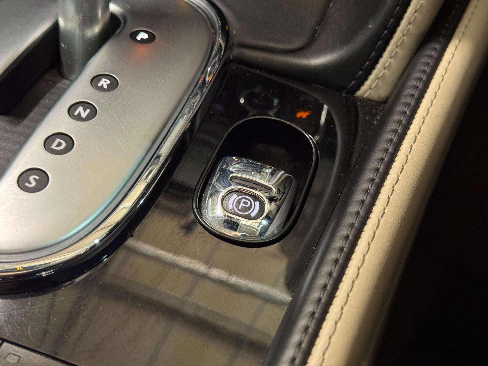 2015 BENTLEY FLYING SPUR 2015 BENTLEY FLYING SPUR