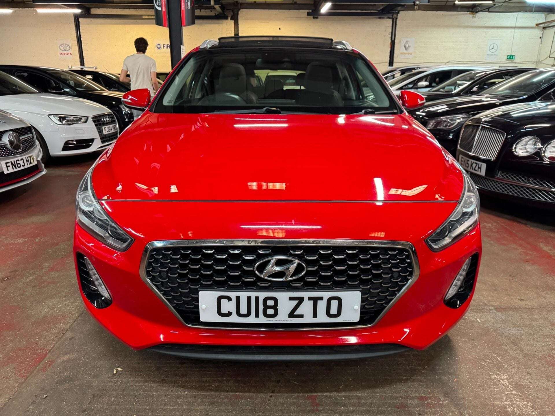 A 2018 HYUNDAI I30 T-GDI PREMIUM SE A 2018 HYUNDAI I30 T-GDI PREMIUM SE