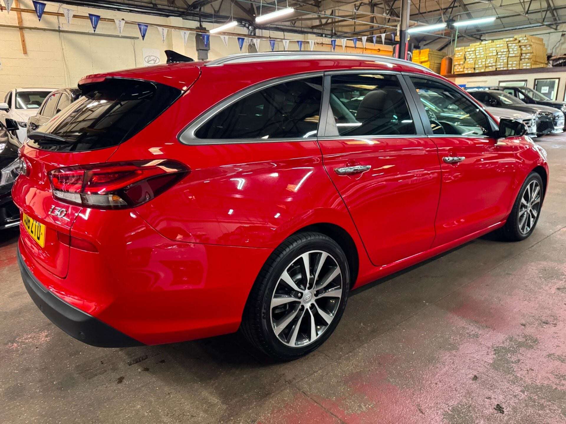 A 2018 HYUNDAI I30 T-GDI PREMIUM SE A 2018 HYUNDAI I30 T-GDI PREMIUM SE