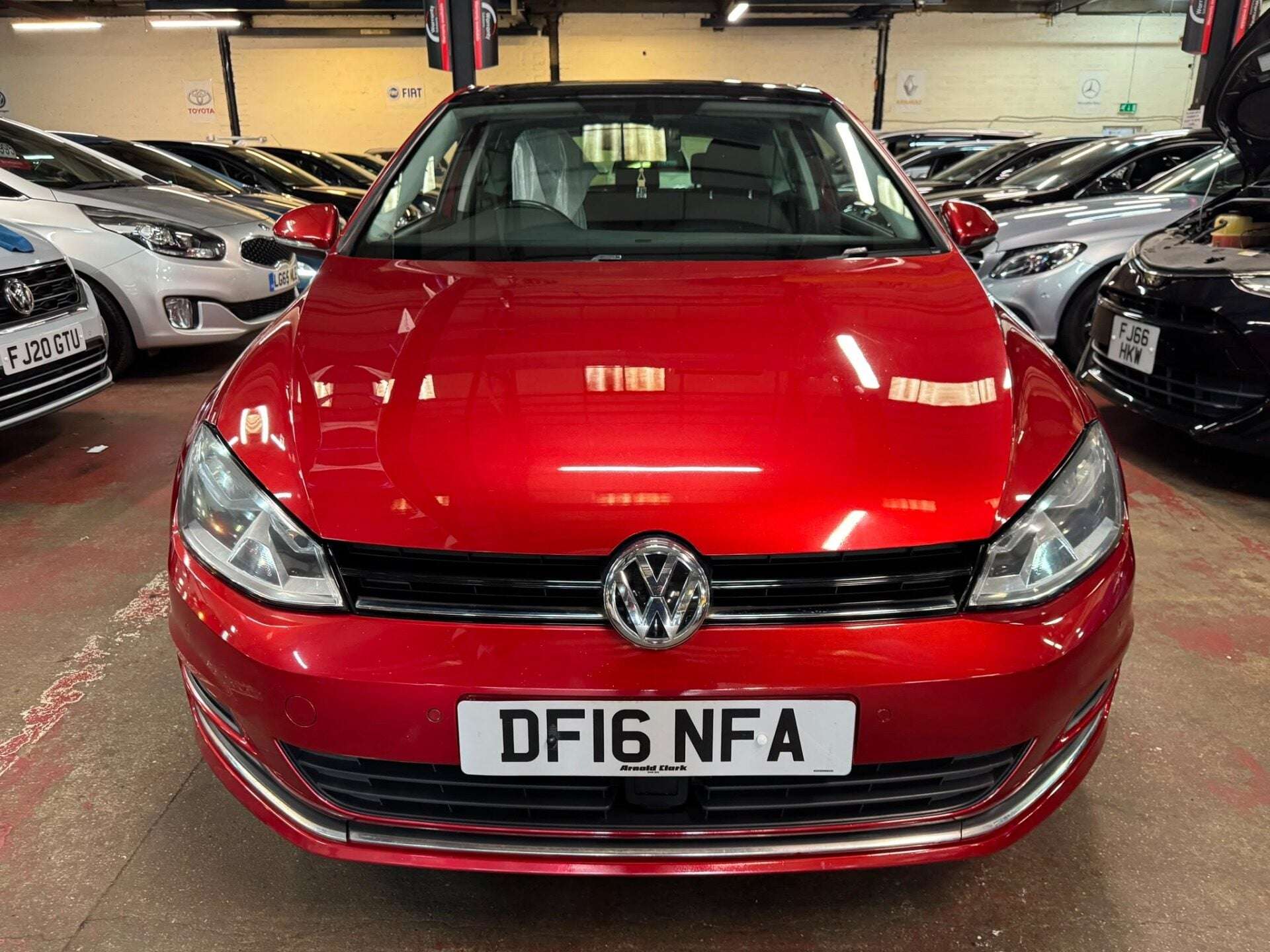 A 2016 VOLKSWAGEN GOLF GT EDITION TDI BLUEMOTION TECHNOLOGY A 2016 VOLKSWAGEN GOLF GT EDITION TDI BLUEMOTION TECHNOLOGY