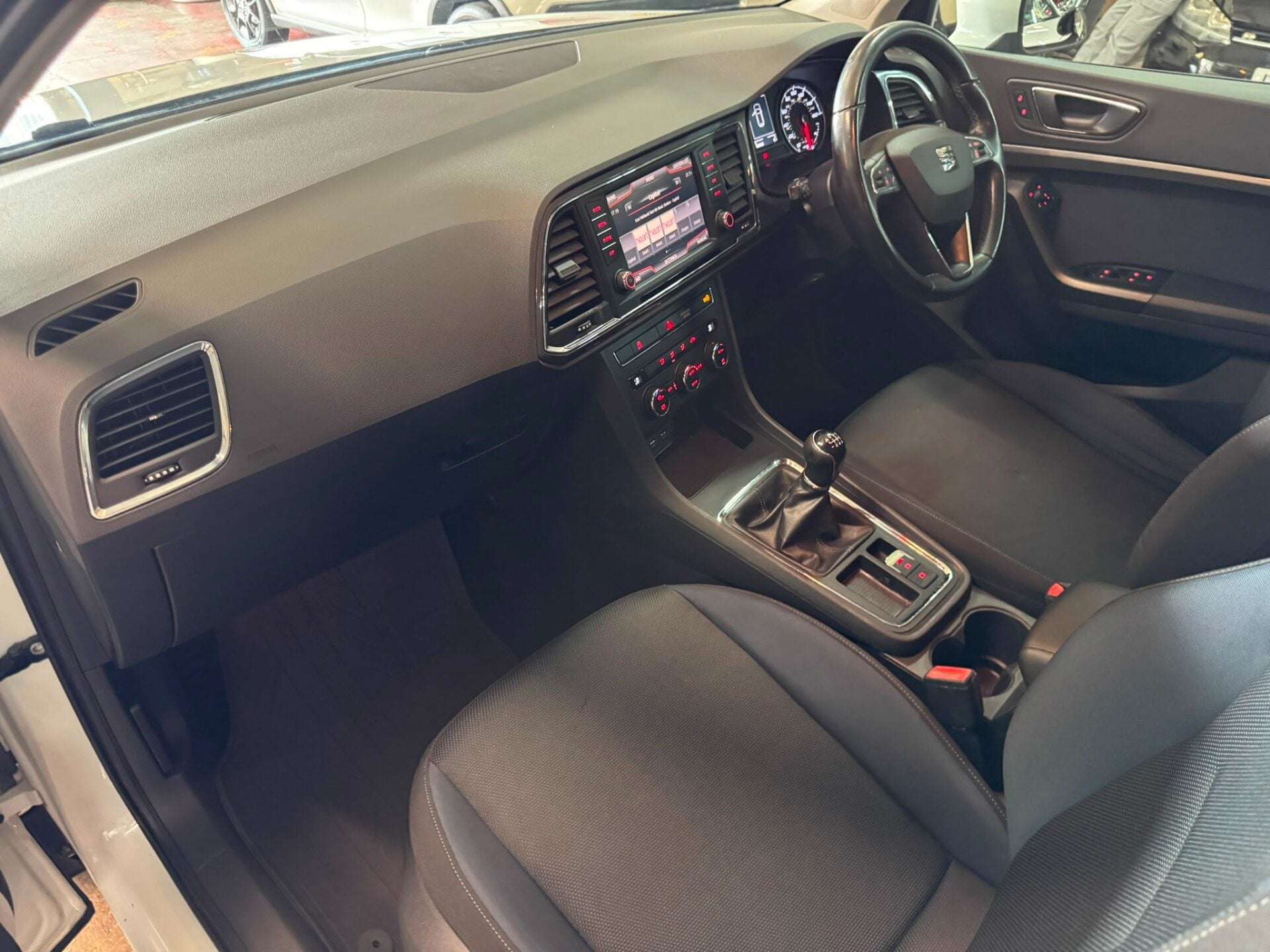 2017 SEAT ATECA 2017 SEAT ATECA