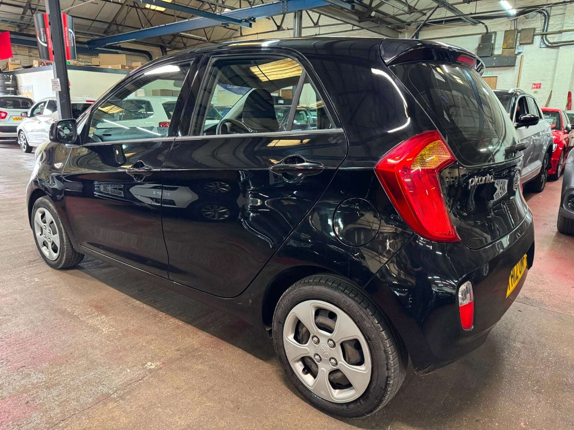 A 2012 KIA PICANTO 1 A 2012 KIA PICANTO 1