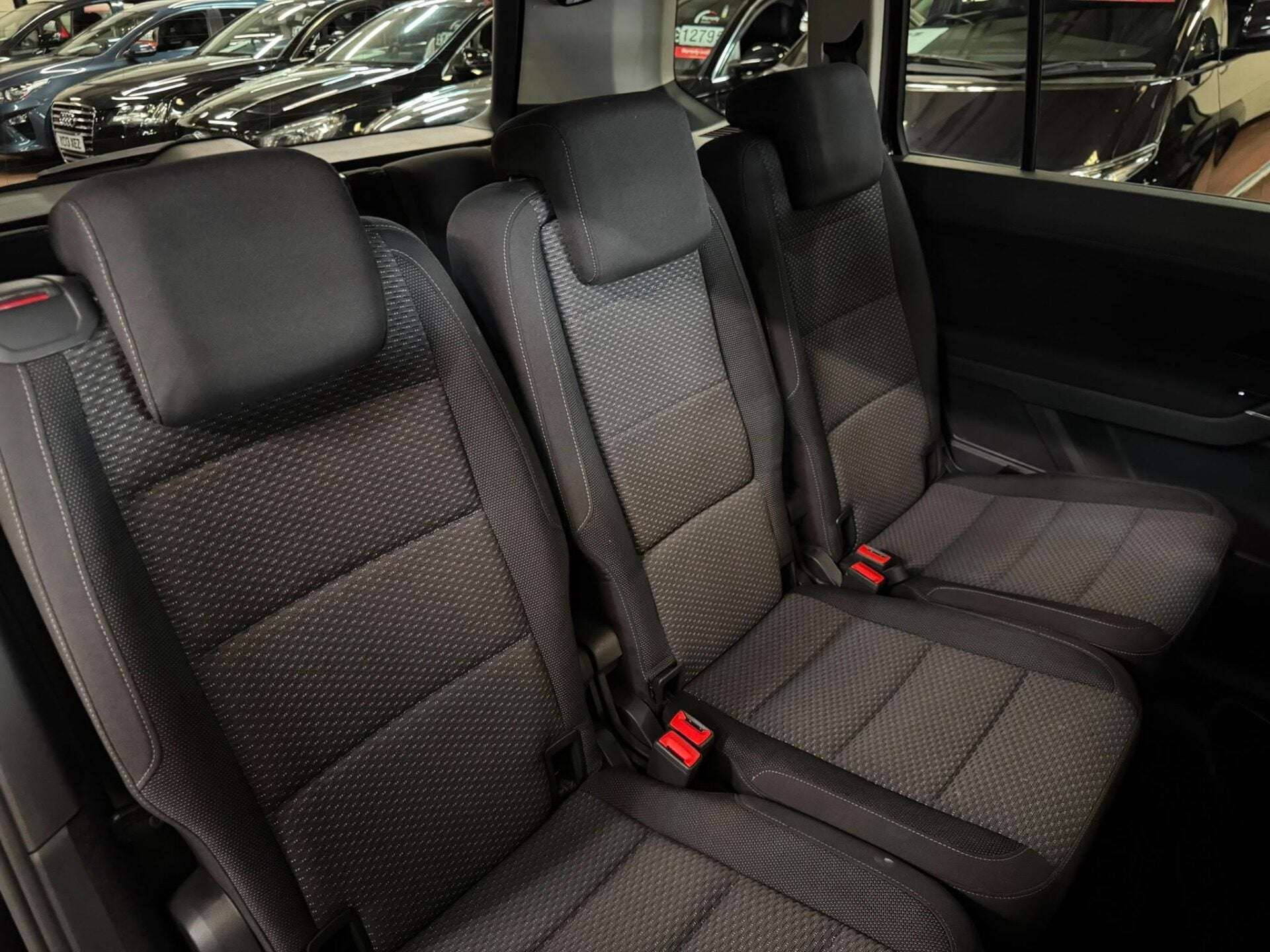2015 VOLKSWAGEN TOURAN 2015 VOLKSWAGEN TOURAN
