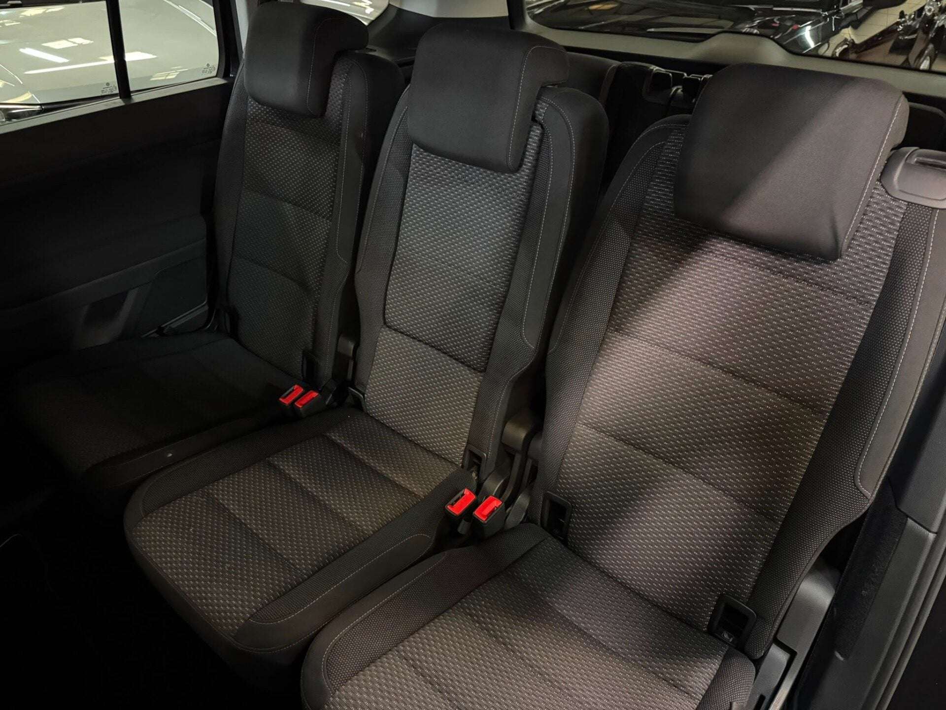 2015 VOLKSWAGEN TOURAN 2015 VOLKSWAGEN TOURAN