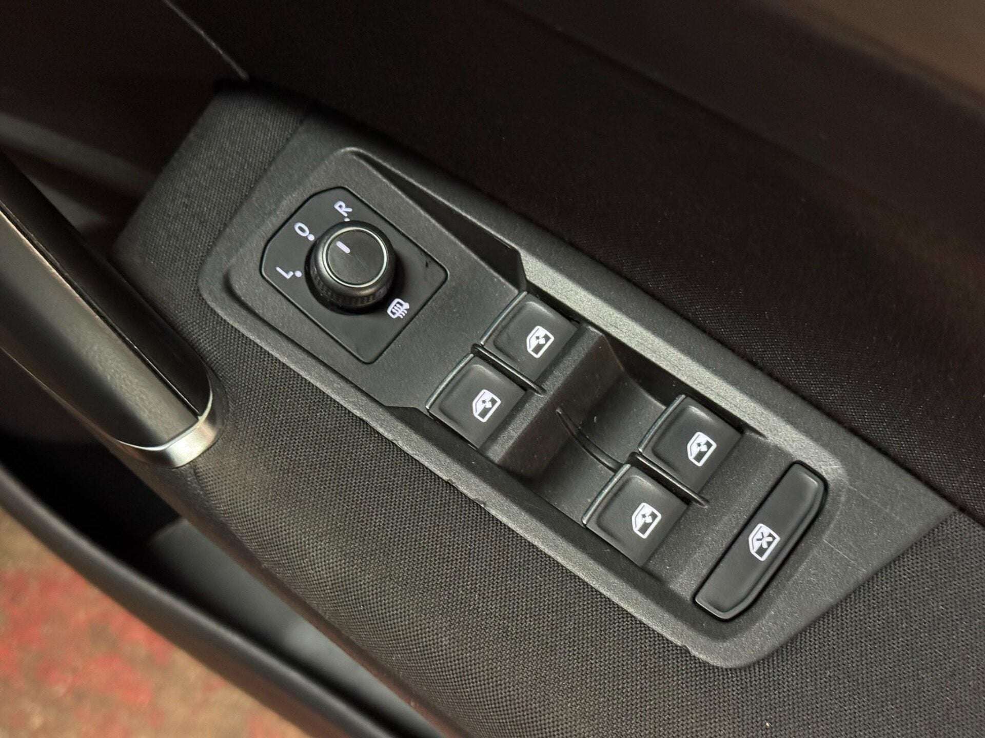 2015 VOLKSWAGEN TOURAN 2015 VOLKSWAGEN TOURAN
