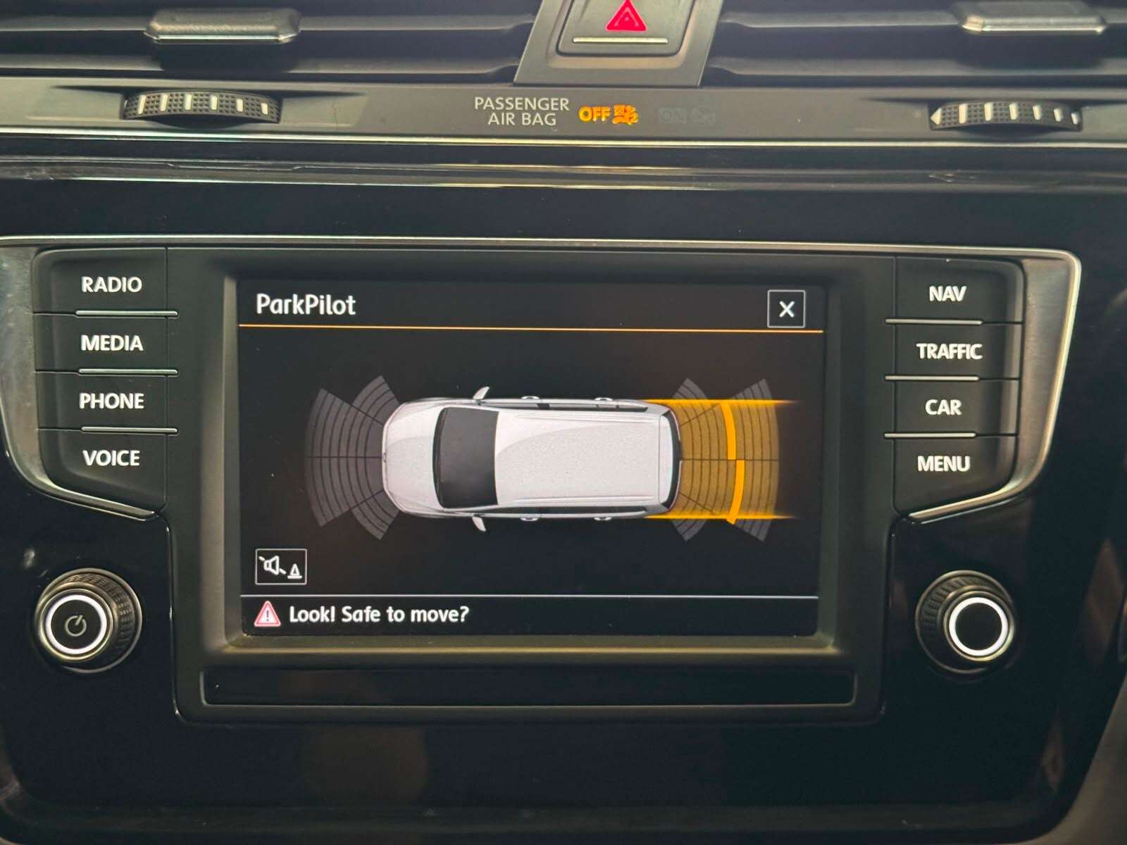 2015 VOLKSWAGEN TOURAN 2015 VOLKSWAGEN TOURAN