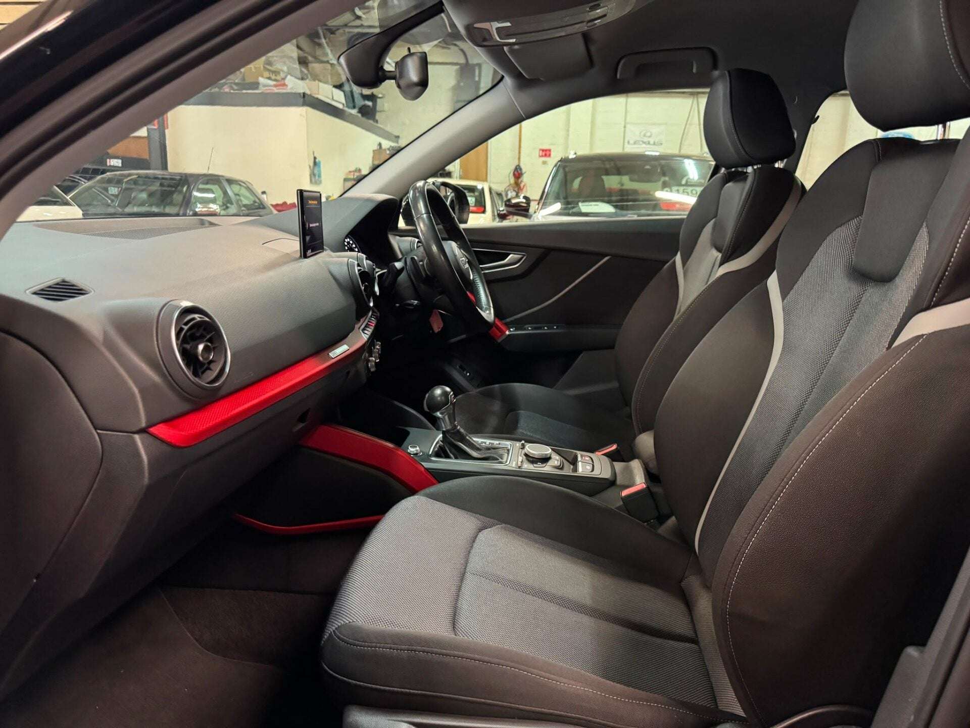 2018 AUDI Q2 2018 AUDI Q2