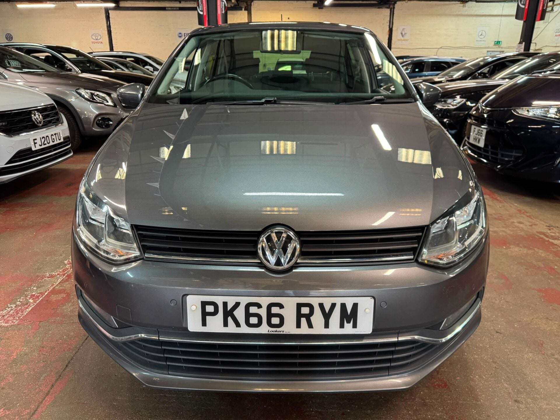 A 2016 VOLKSWAGEN POLO MATCH A 2016 VOLKSWAGEN POLO MATCH