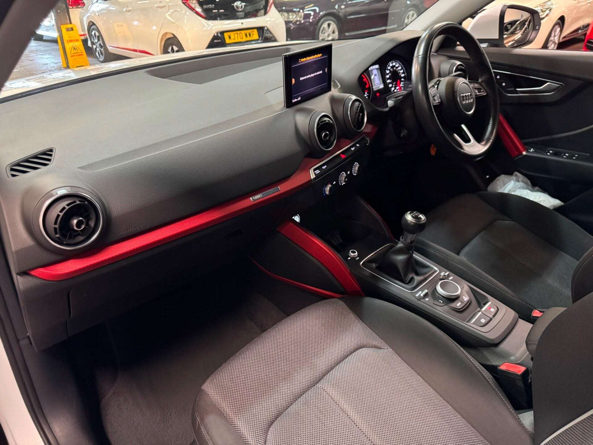 2019 AUDI Q2 2019 AUDI Q2