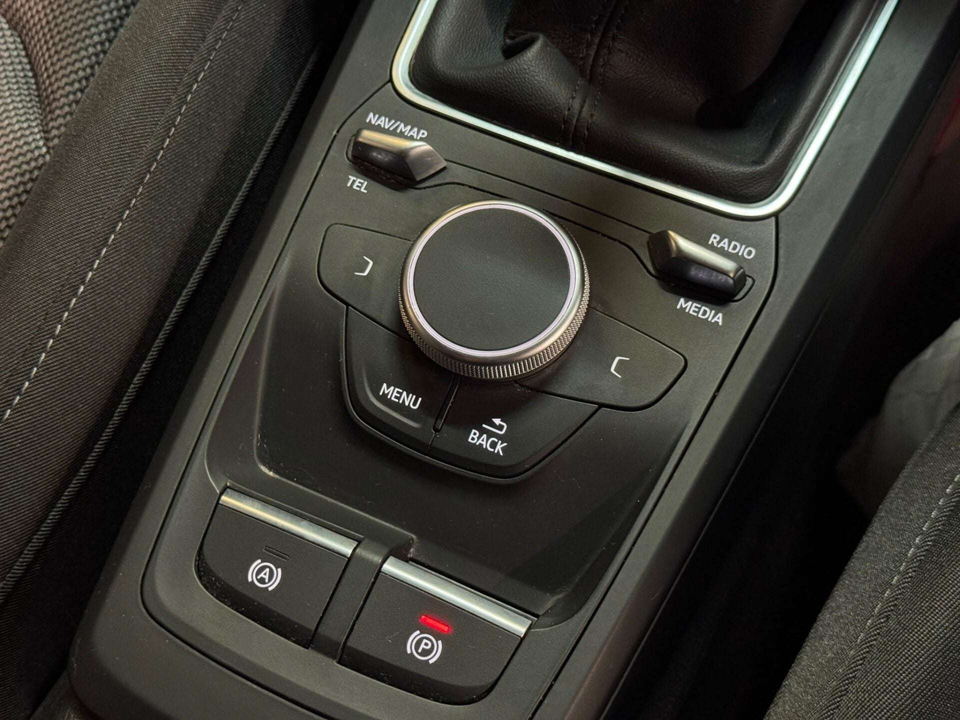 2019 AUDI Q2 2019 AUDI Q2