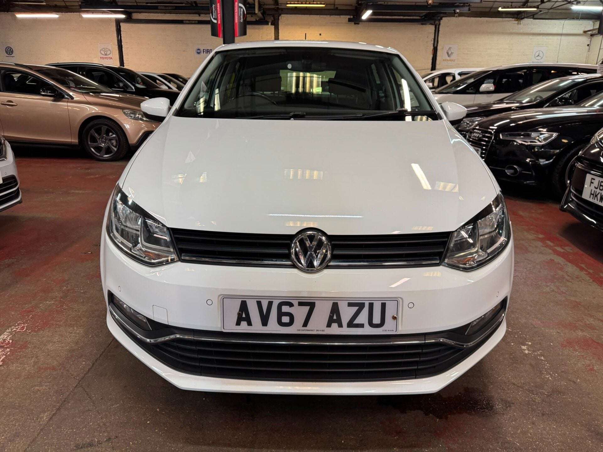 A 2017 VOLKSWAGEN POLO MATCH EDITION A 2017 VOLKSWAGEN POLO MATCH EDITION