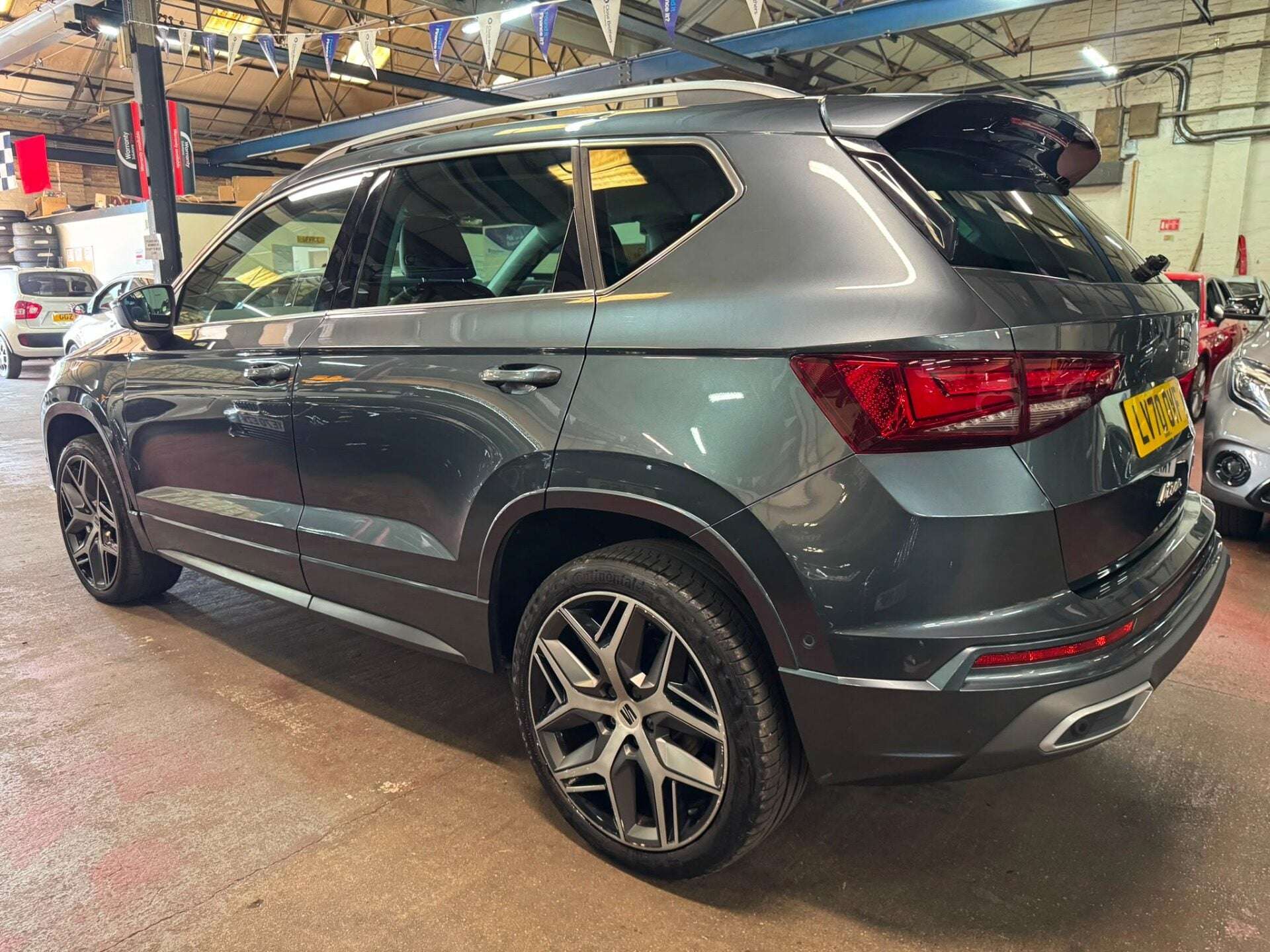 A 2020 SEAT ATECA TSI EVO FR SPORT DSG A 2020 SEAT ATECA TSI EVO FR SPORT DSG