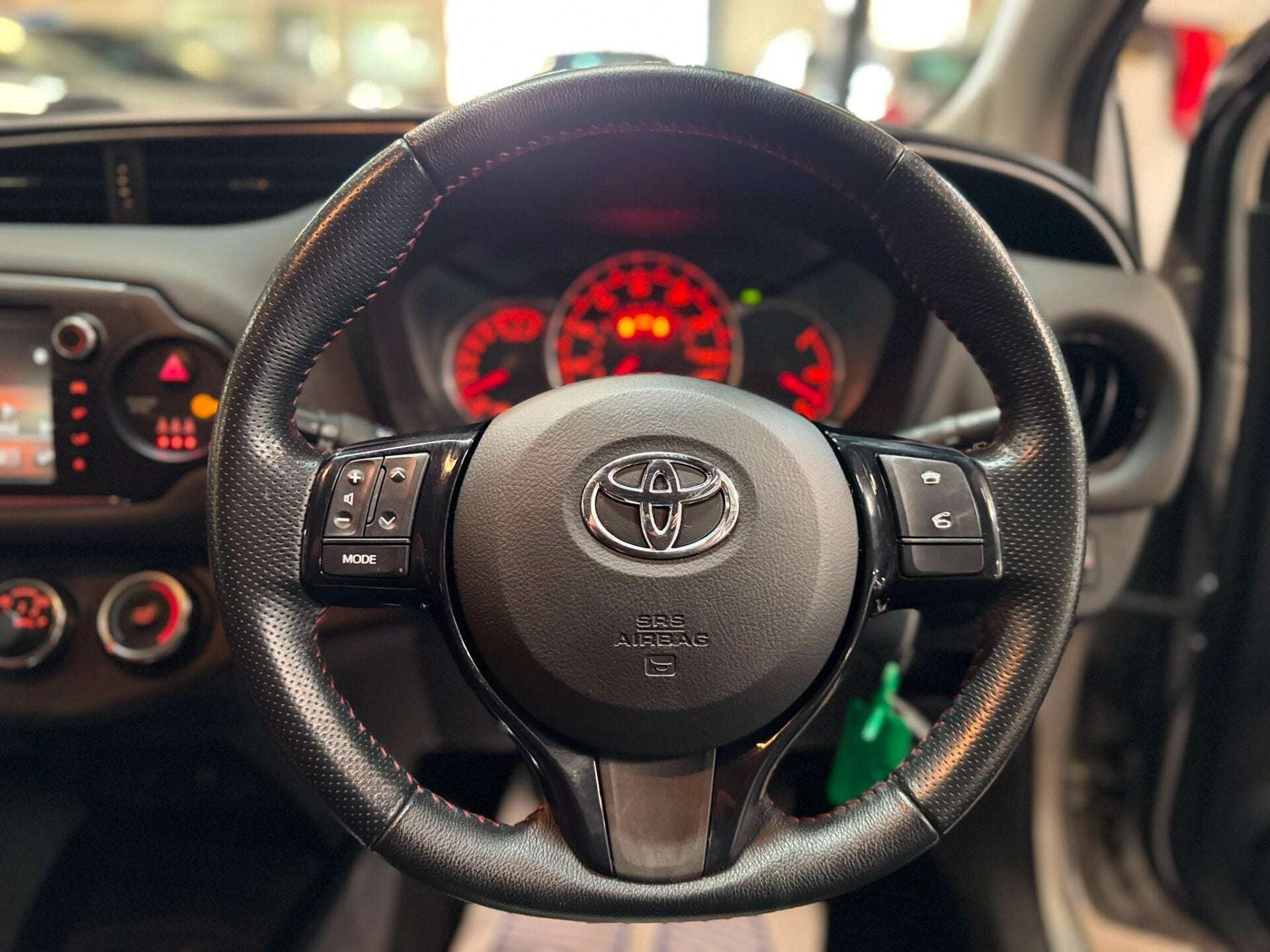 2015 TOYOTA YARIS 2015 TOYOTA YARIS