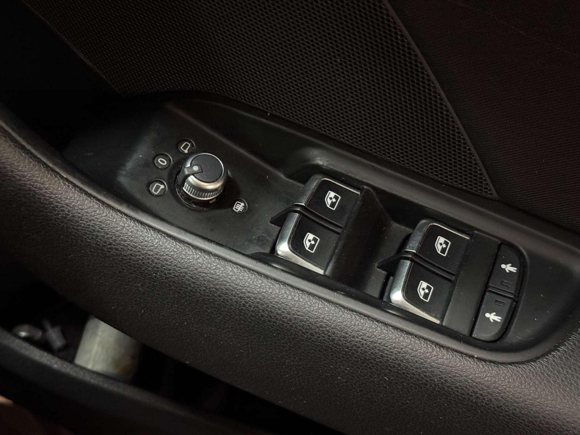 2016 AUDI A3 2016 AUDI A3
