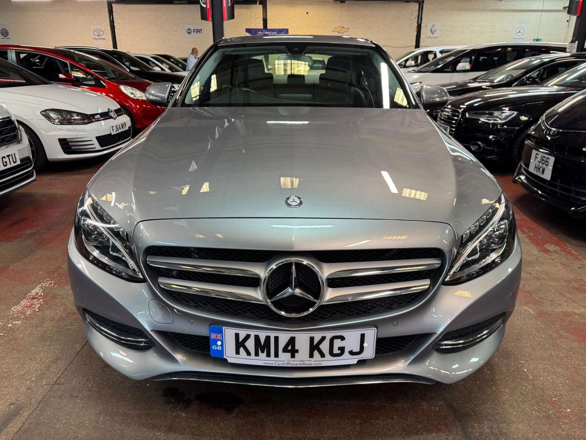 A 2014 MERCEDES-BENZ C CLASS C200 SPORT A 2014 MERCEDES-BENZ C CLASS C200 SPORT