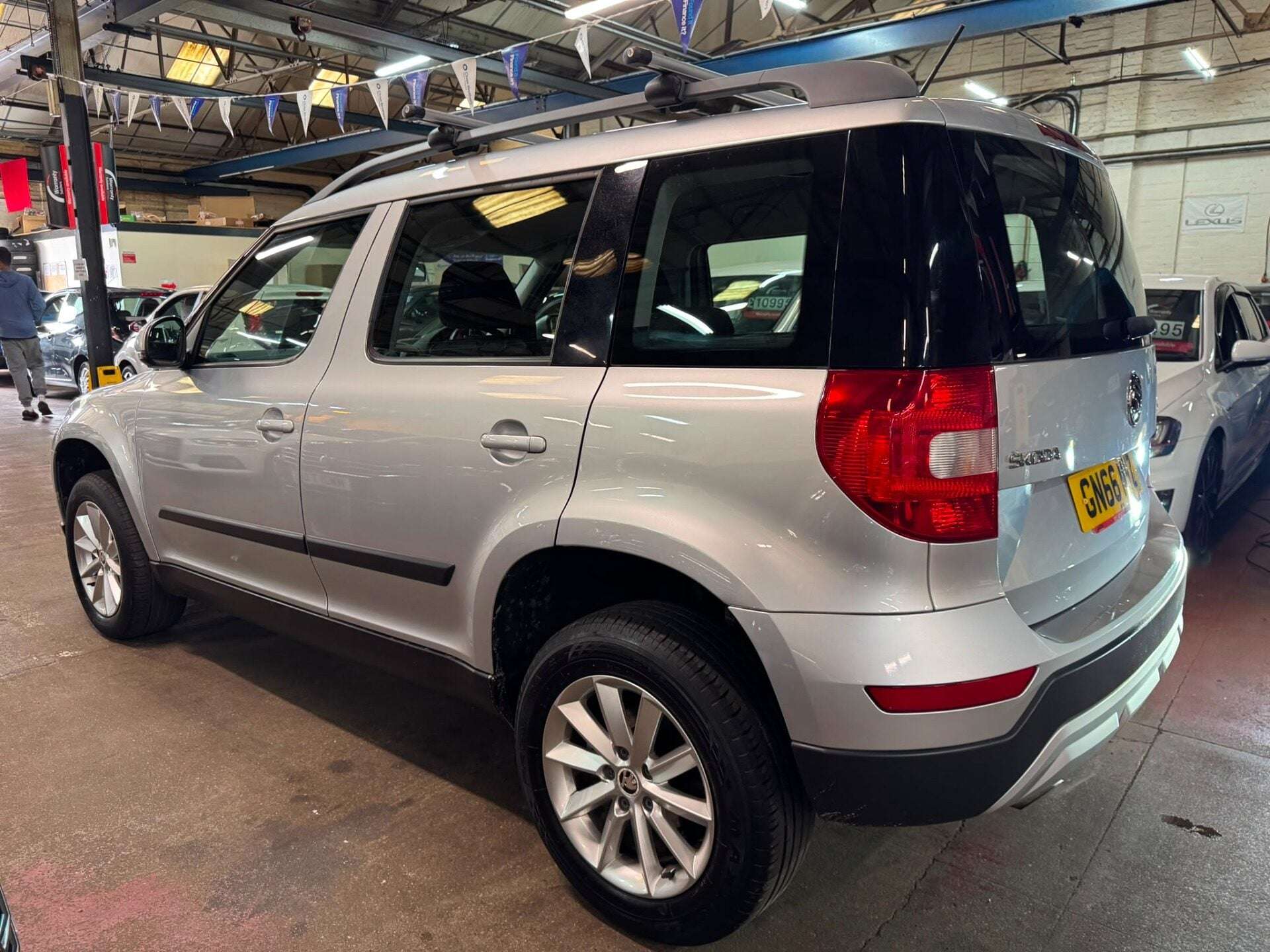 A 2016 SKODA YETI OUTDOOR S TSI A 2016 SKODA YETI OUTDOOR S TSI