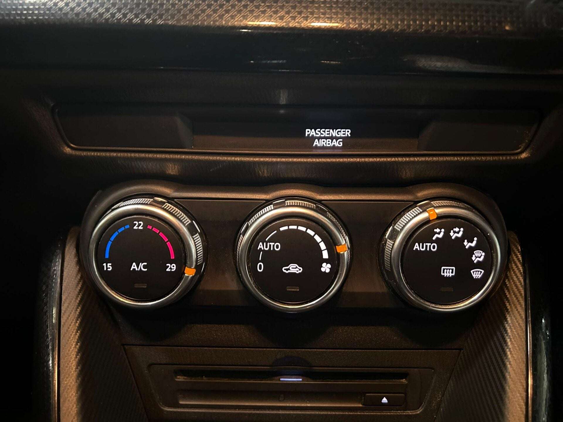 2019 MAZDA 2 2019 MAZDA 2