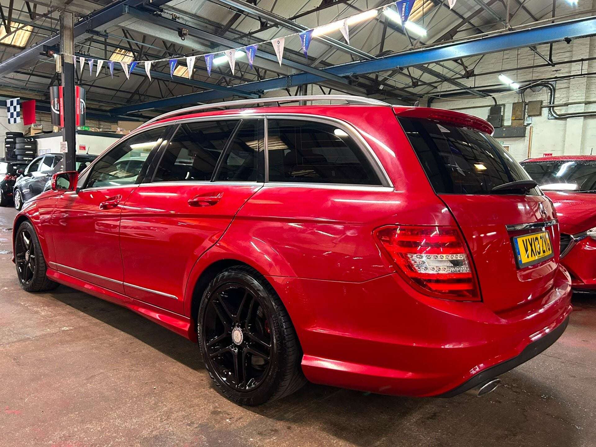 A 2013 MERCEDES-BENZ C CLASS C220 CDI BLUEEFFICIENCY AMG SPORT A 2013 MERCEDES-BENZ C CLASS C220 CDI BLUEEFFICIENCY AMG SPORT