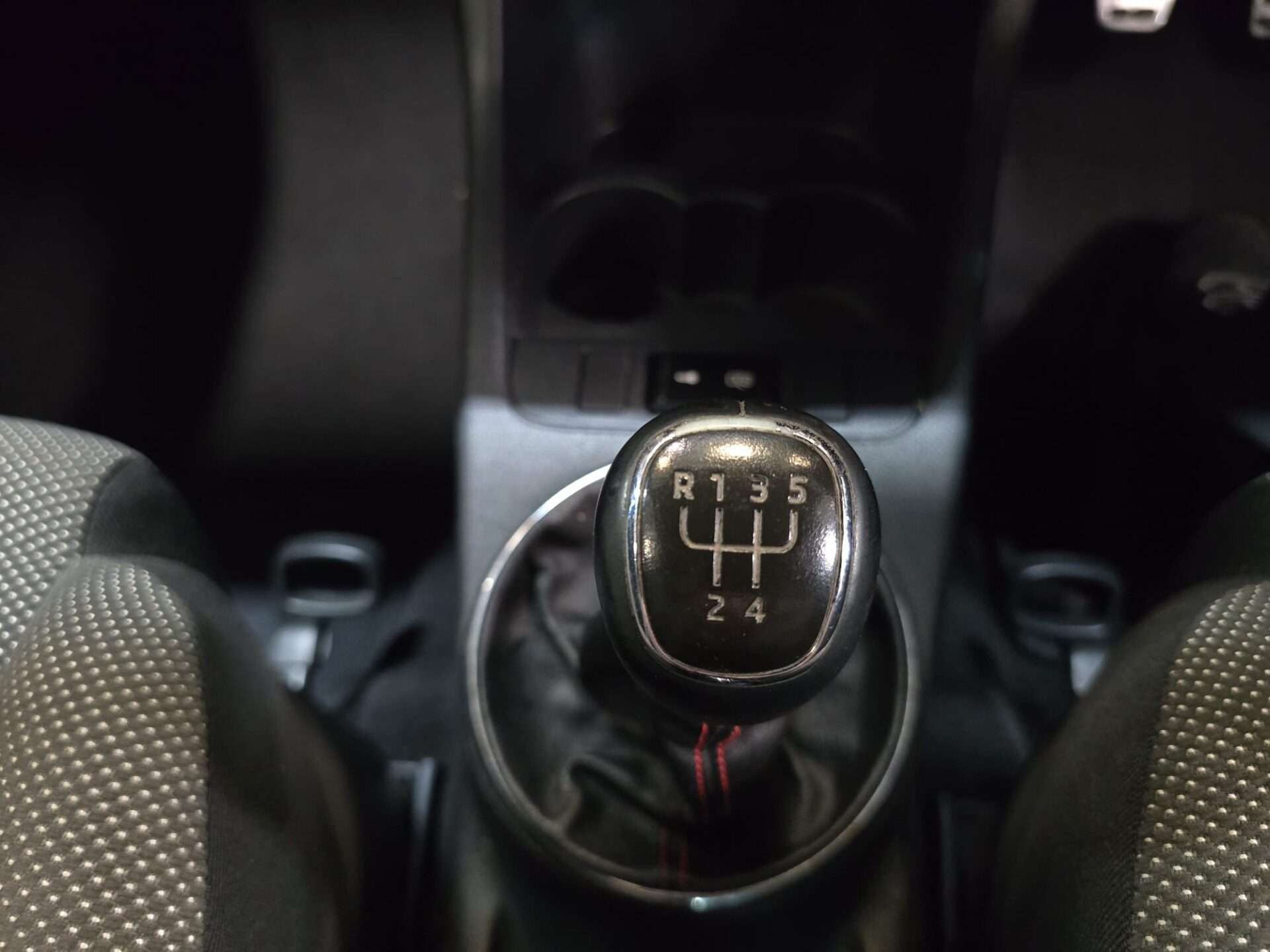 2013 SKODA FABIA 2013 SKODA FABIA