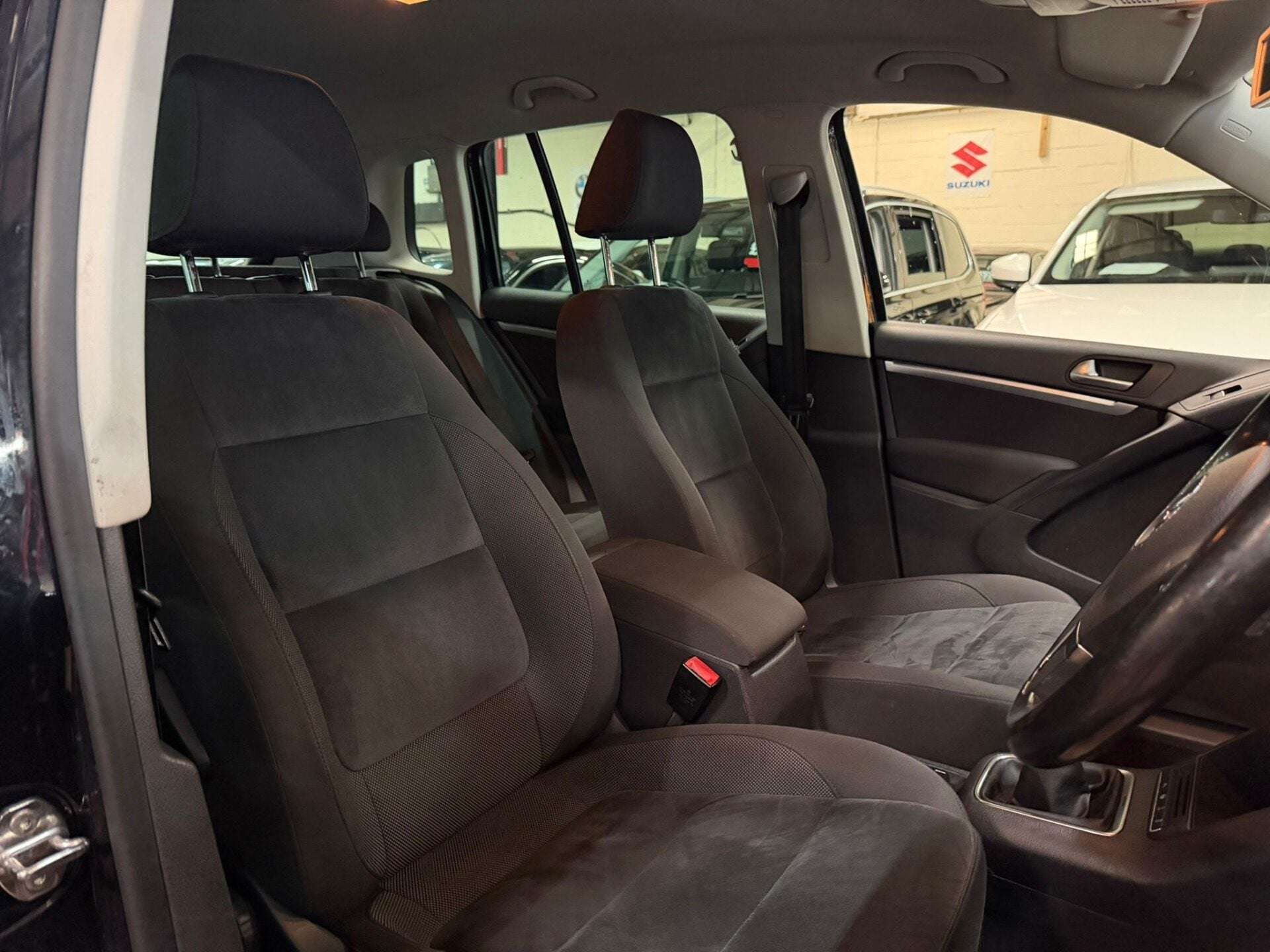 2013 VOLKSWAGEN TIGUAN 2013 VOLKSWAGEN TIGUAN