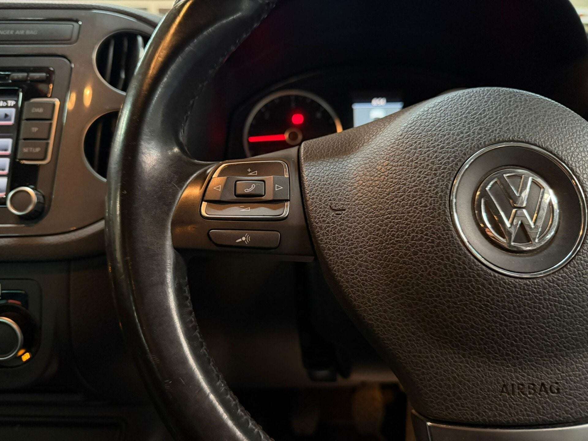 2013 VOLKSWAGEN TIGUAN 2013 VOLKSWAGEN TIGUAN