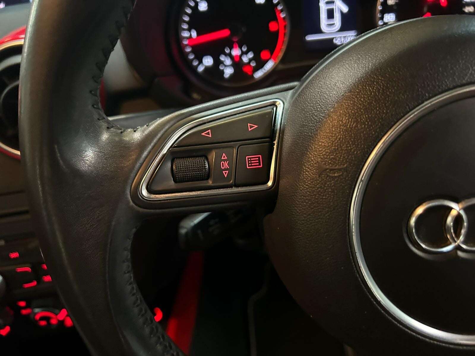 2014 AUDI A1 2014 AUDI A1