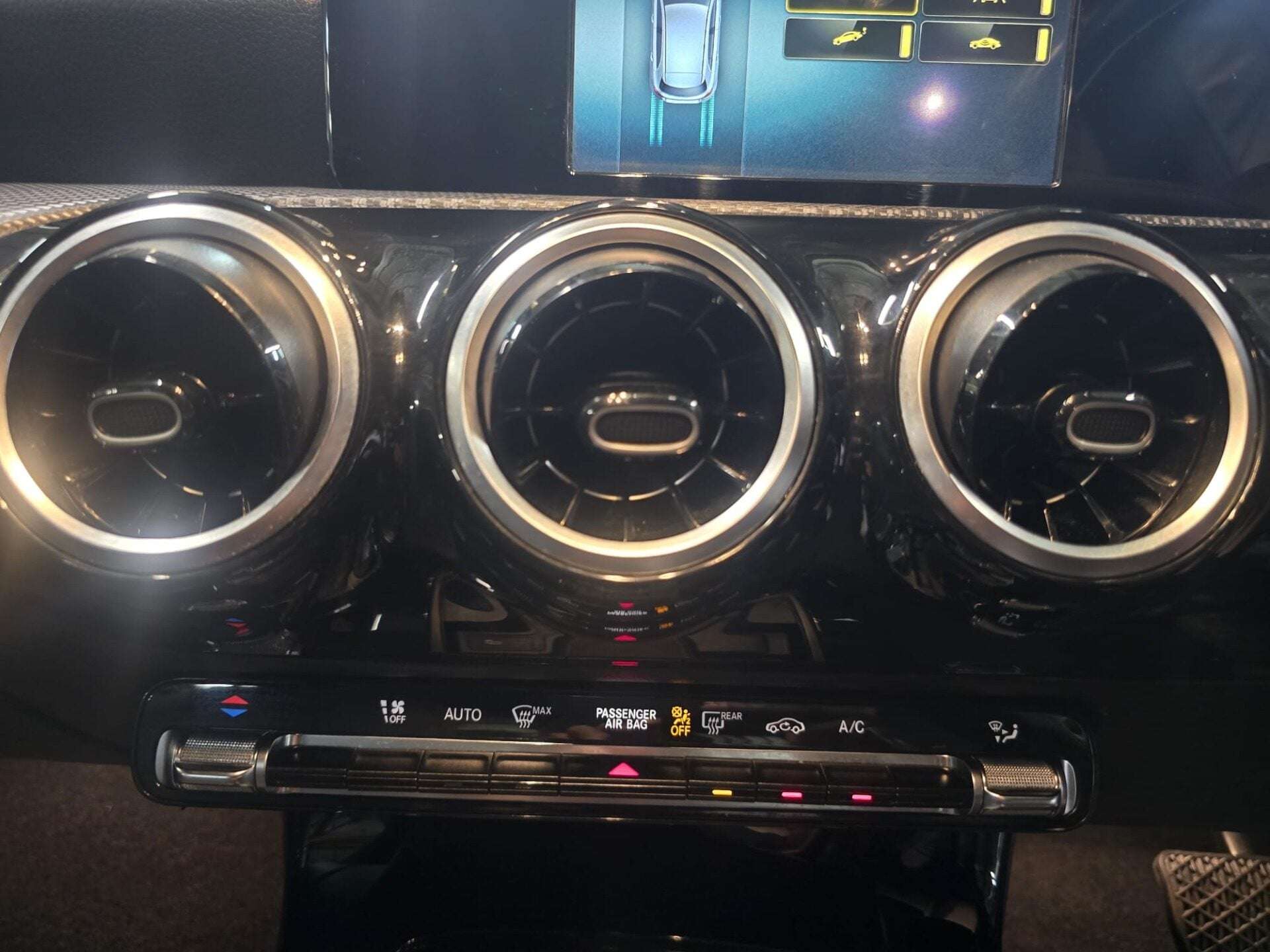 2019 MERCEDES-BENZ A CLASS 2019 MERCEDES-BENZ A CLASS