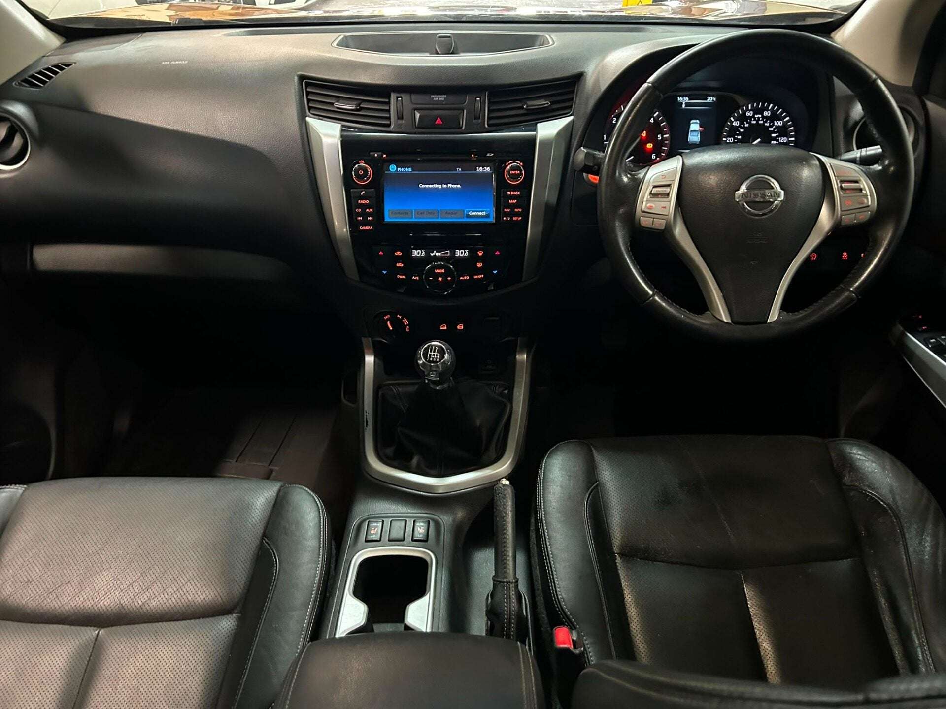 2017 NISSAN NAVARA 2017 NISSAN NAVARA