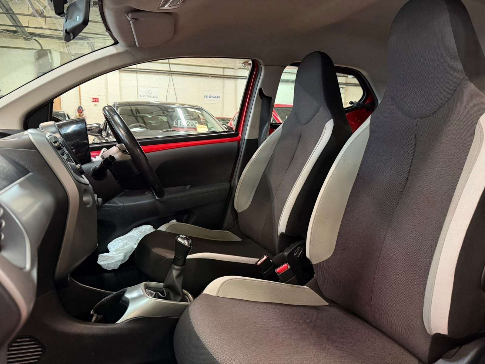2017 TOYOTA AYGO 2017 TOYOTA AYGO