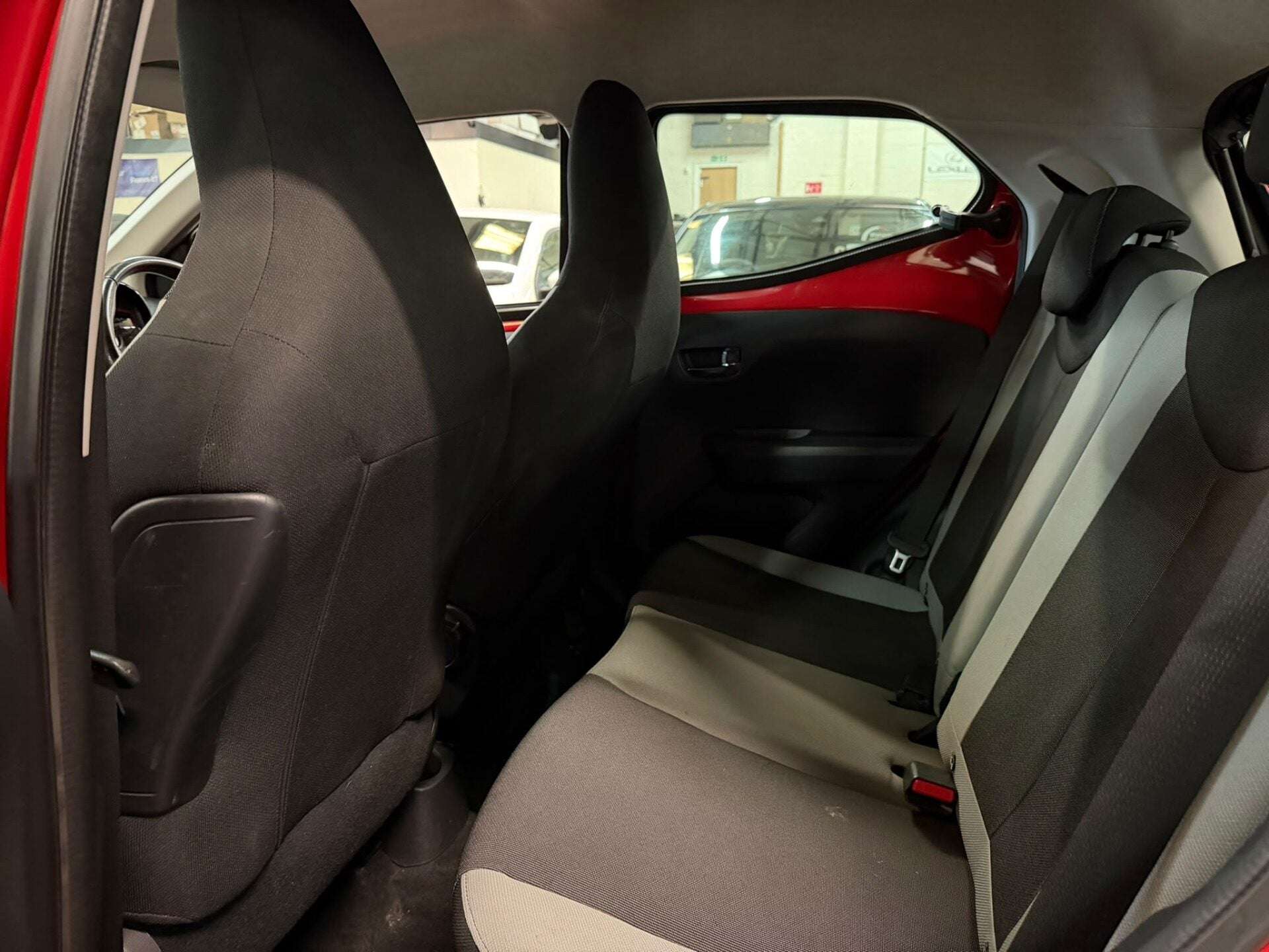 2017 TOYOTA AYGO 2017 TOYOTA AYGO