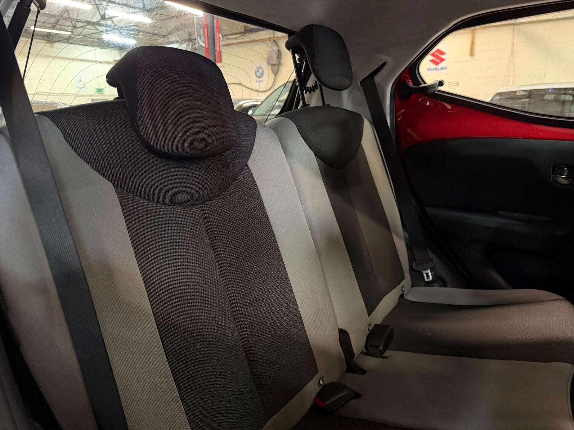 2017 TOYOTA AYGO 2017 TOYOTA AYGO