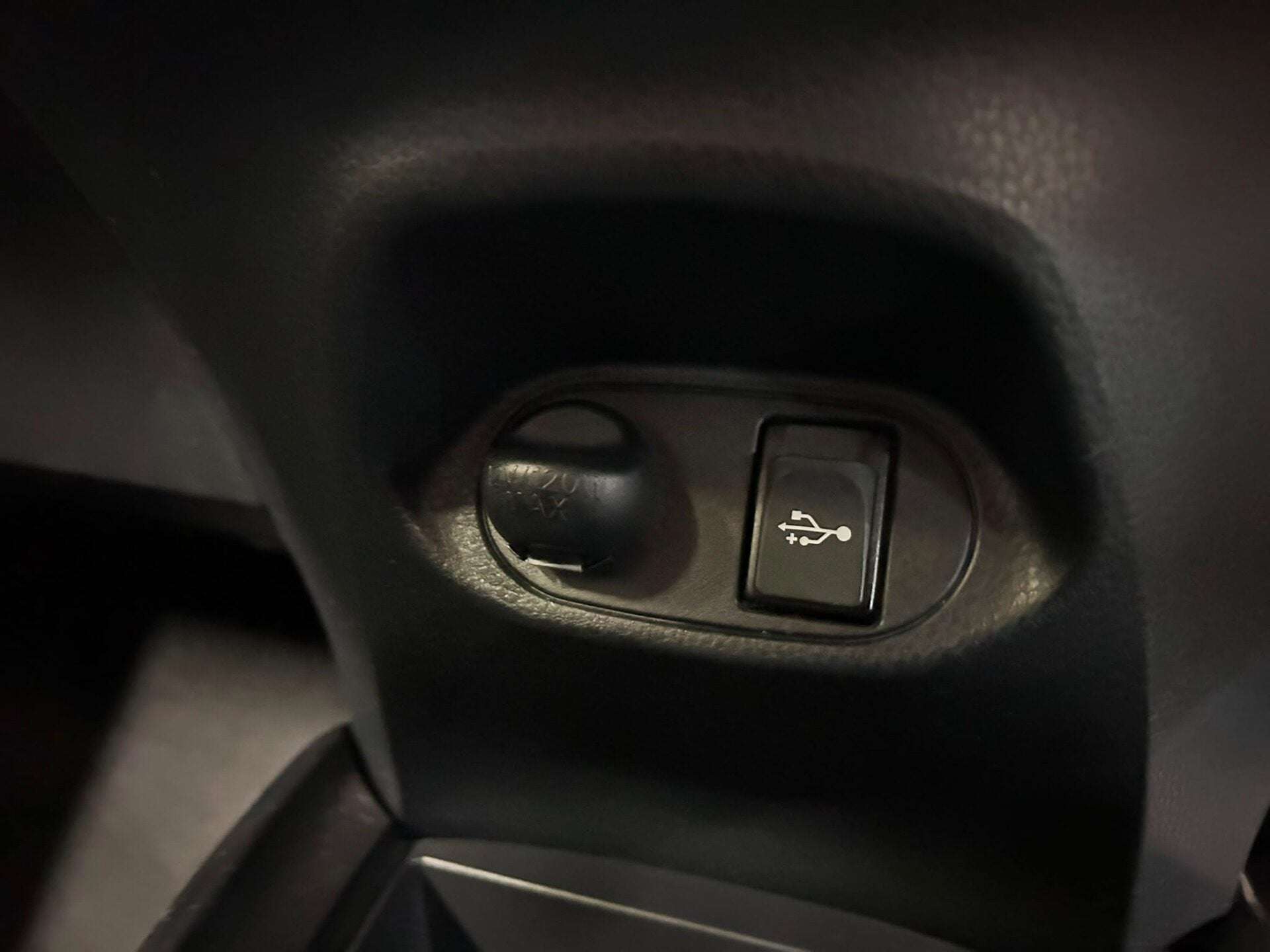 2016 TOYOTA YARIS 2016 TOYOTA YARIS