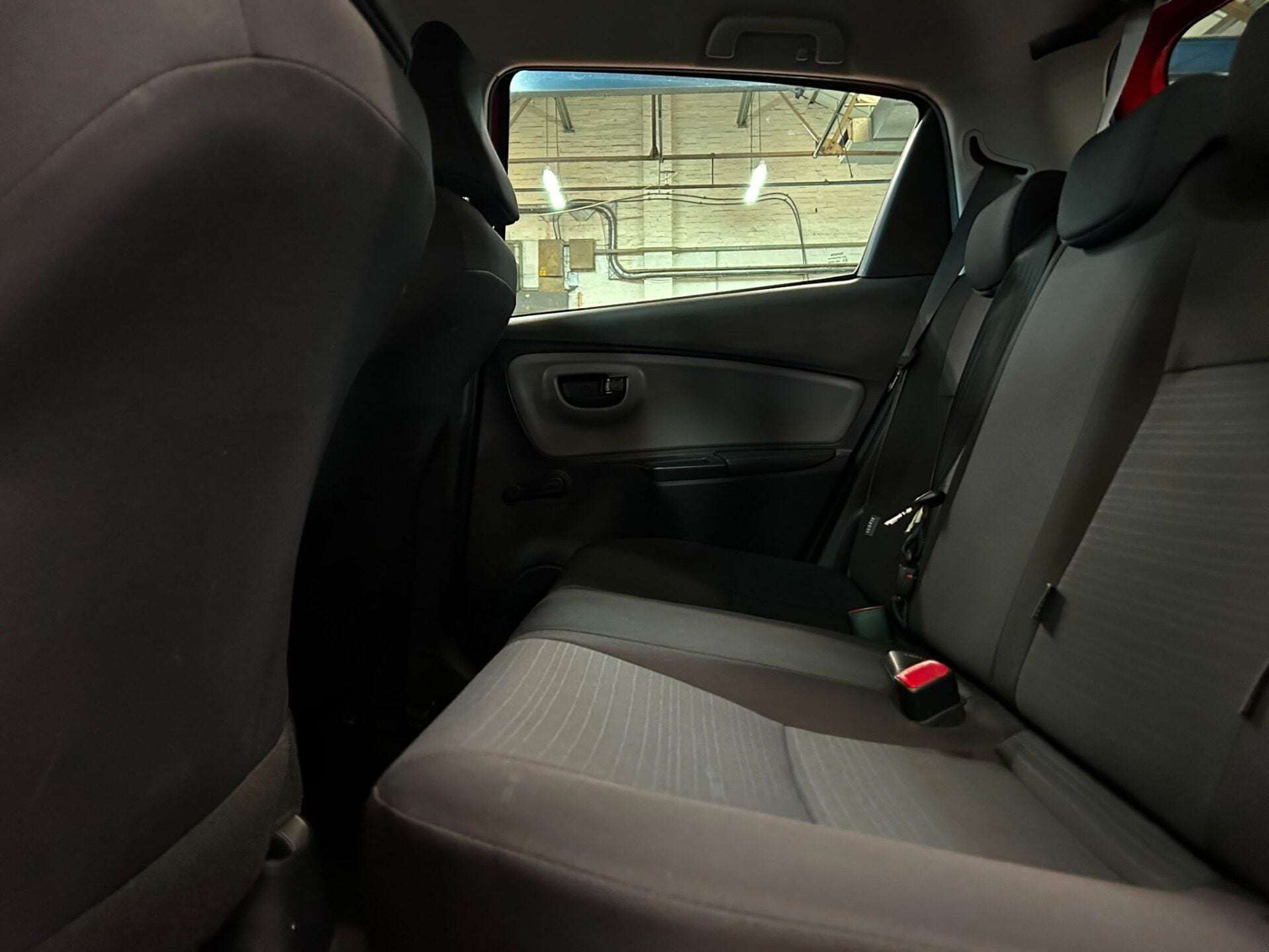 2016 TOYOTA YARIS 2016 TOYOTA YARIS