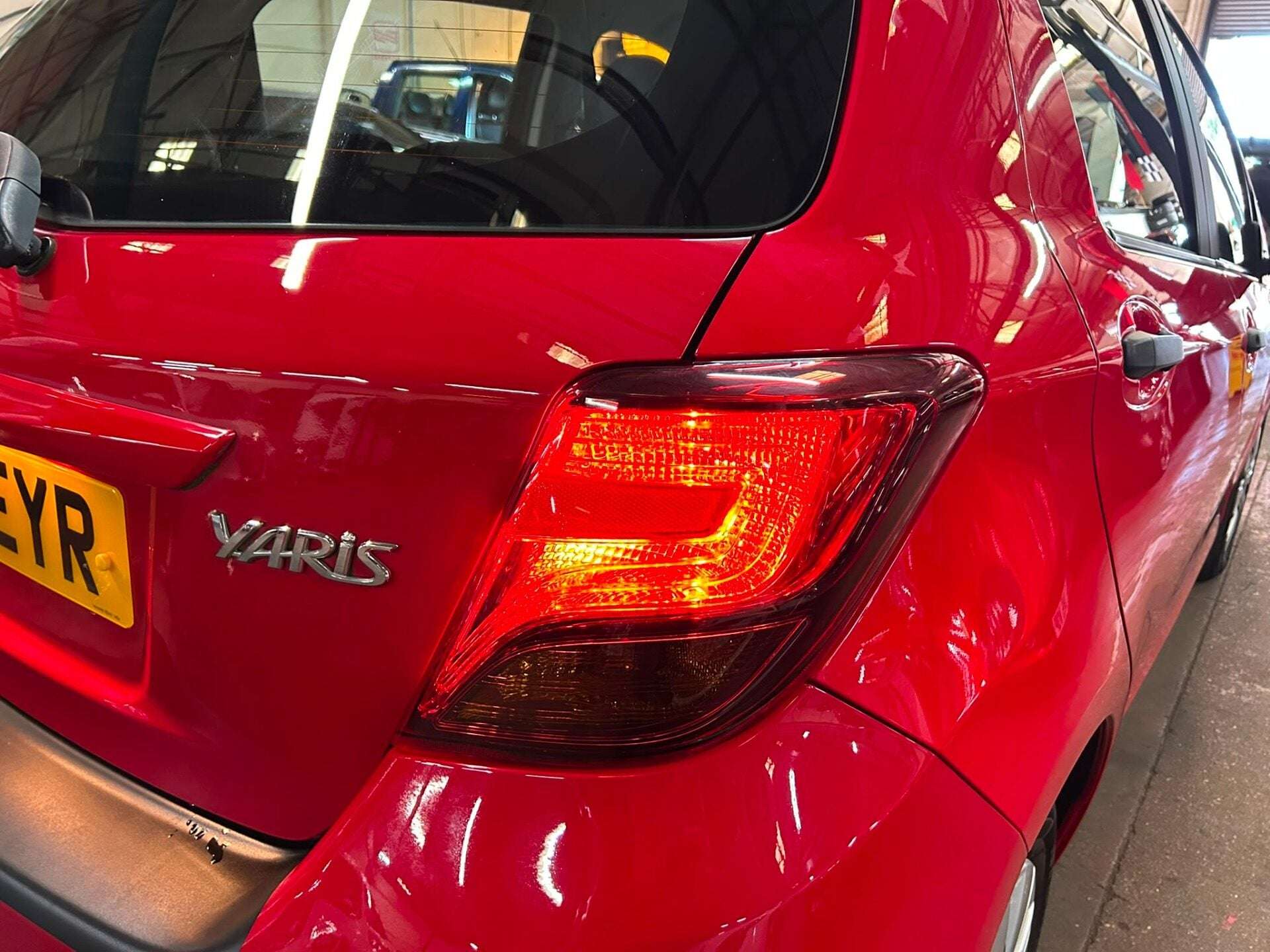 2016 TOYOTA YARIS 2016 TOYOTA YARIS