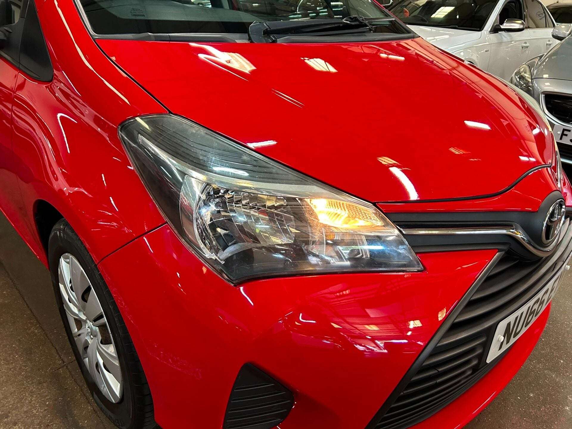 2016 TOYOTA YARIS 2016 TOYOTA YARIS