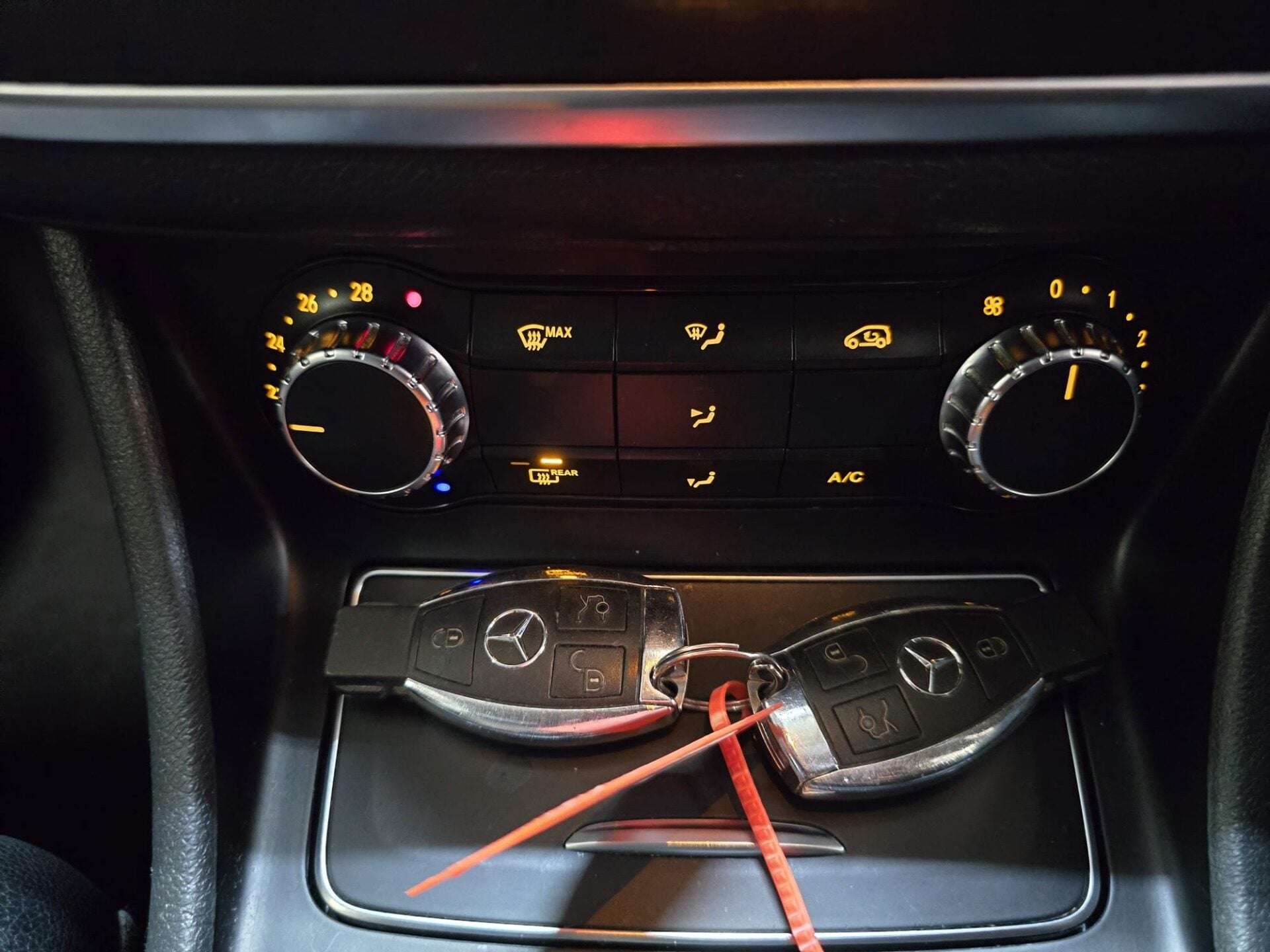 2018 MERCEDES-BENZ GLA CLASS 2018 MERCEDES-BENZ GLA CLASS