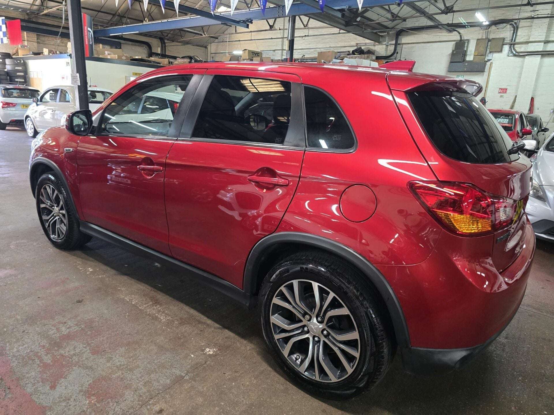 A 2019 MITSUBISHI ASX DI-D 3 A 2019 MITSUBISHI ASX DI-D 3