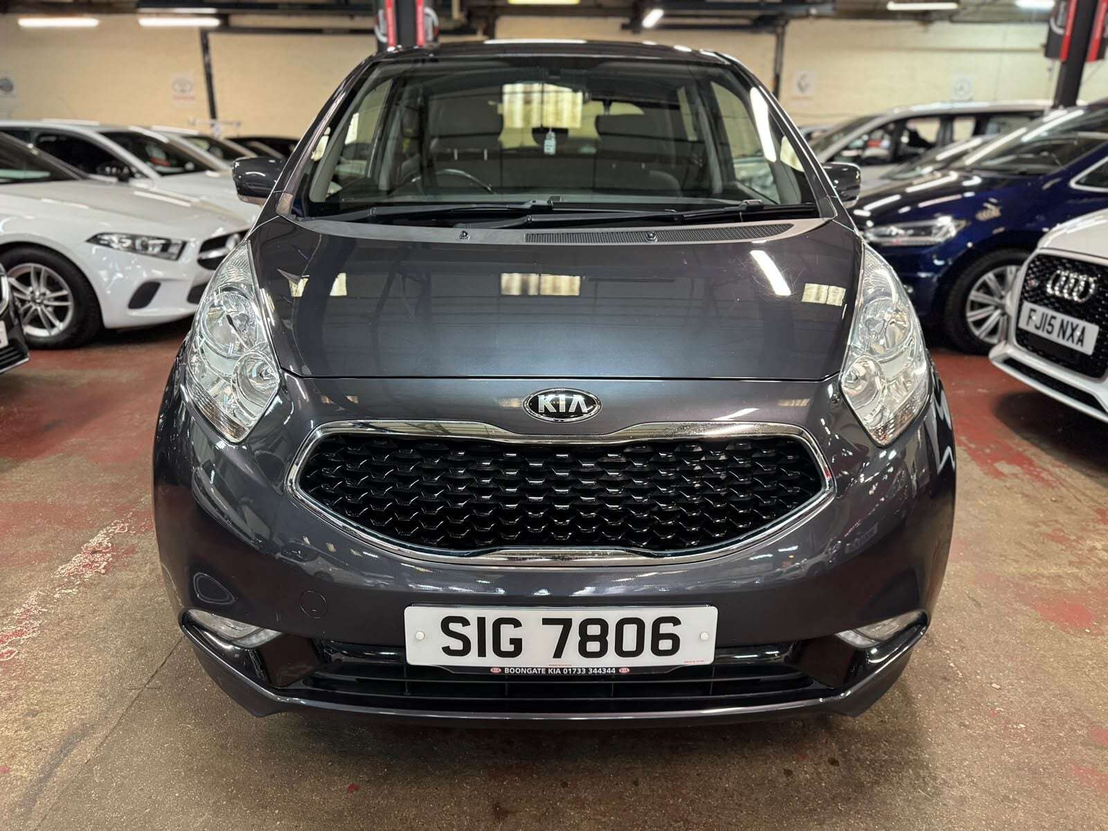 A 2017 KIA VENGA CRDI 3 ISG A 2017 KIA VENGA CRDI 3 ISG