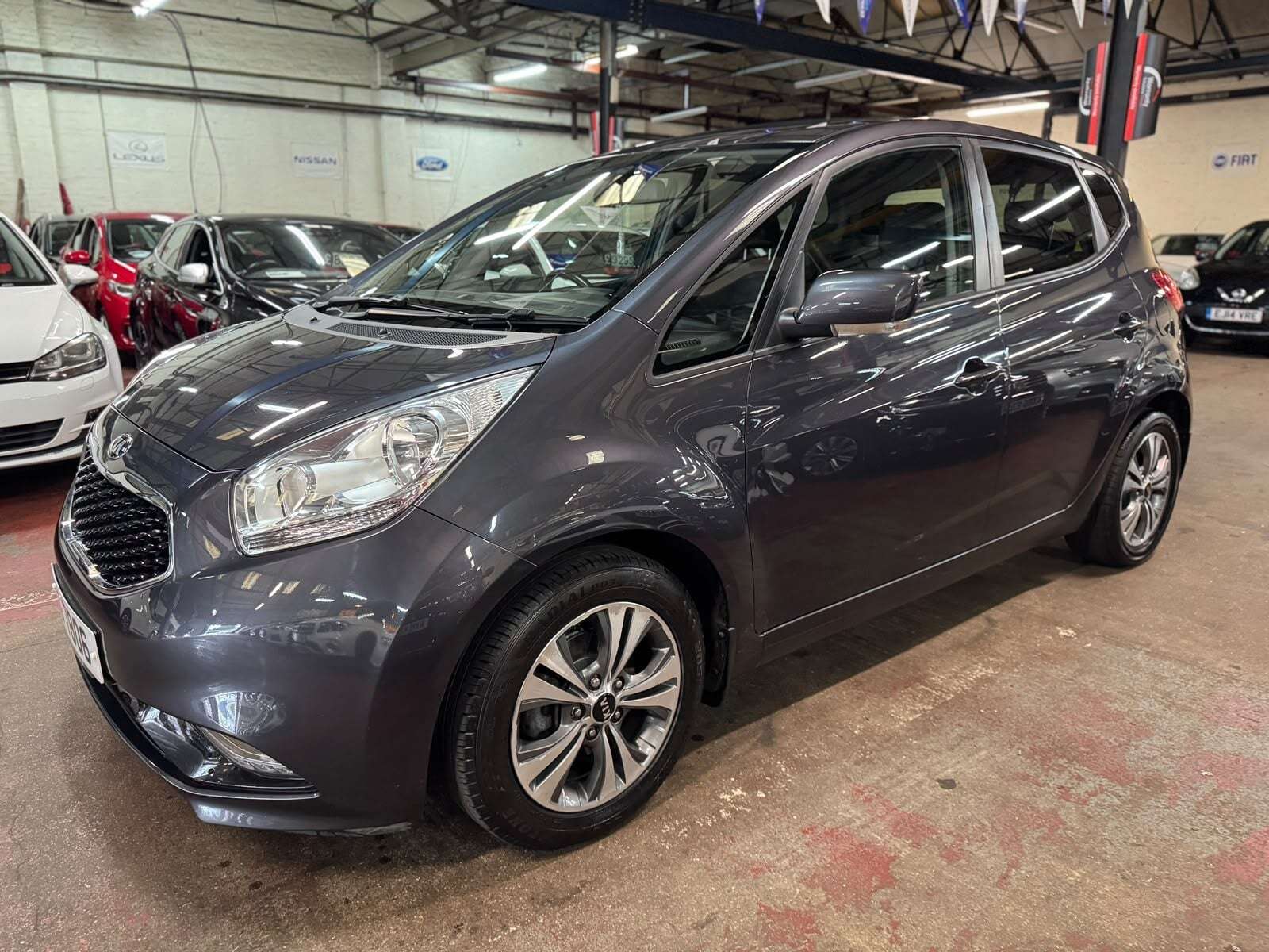 A 2017 KIA VENGA CRDI 3 ISG A 2017 KIA VENGA CRDI 3 ISG