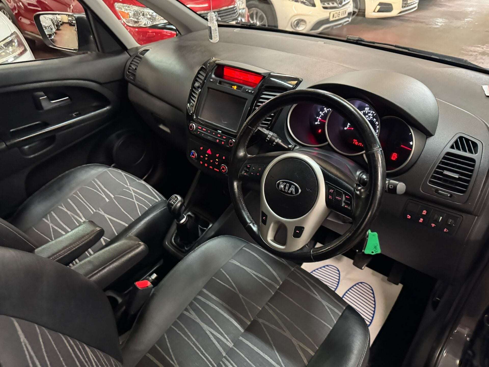2017 KIA VENGA 2017 KIA VENGA