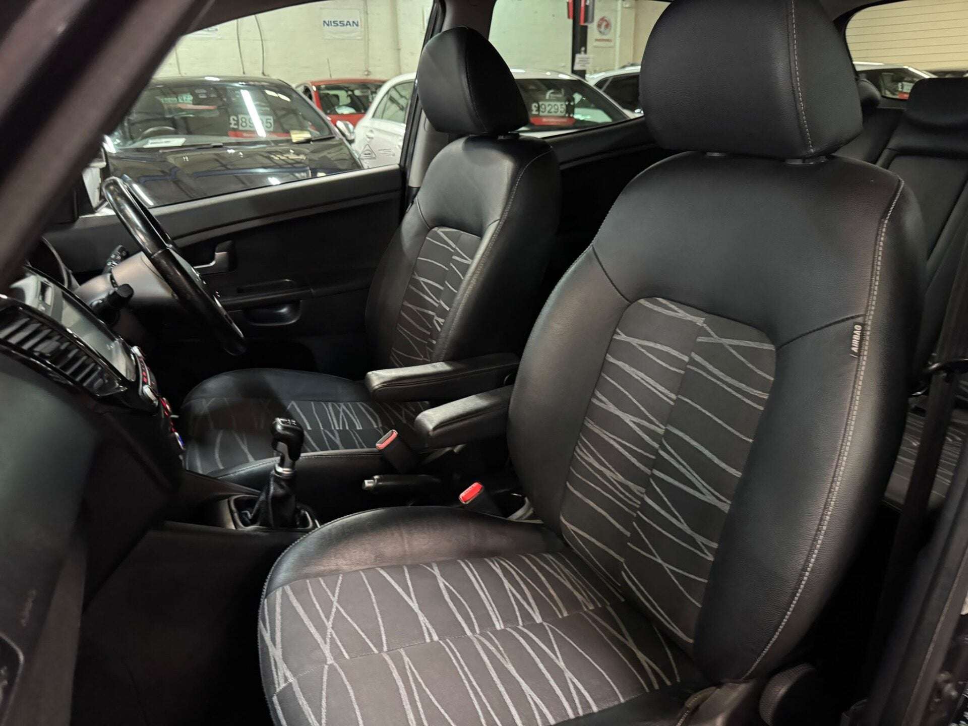 2017 KIA VENGA 2017 KIA VENGA
