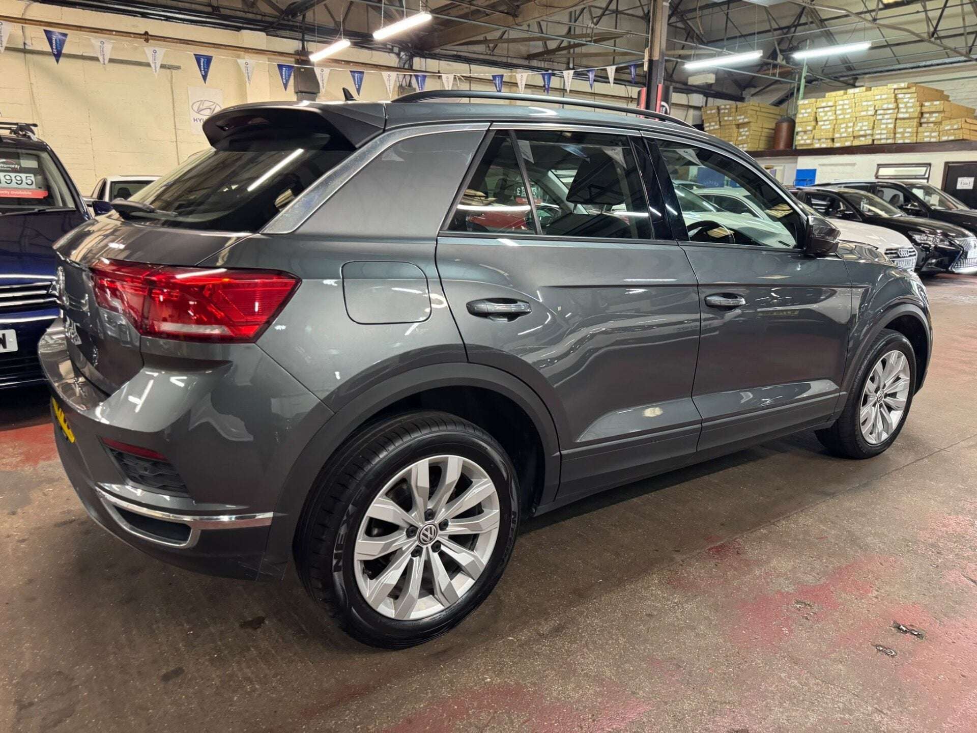 2019 VOLKSWAGEN T-ROC 2019 VOLKSWAGEN T-ROC