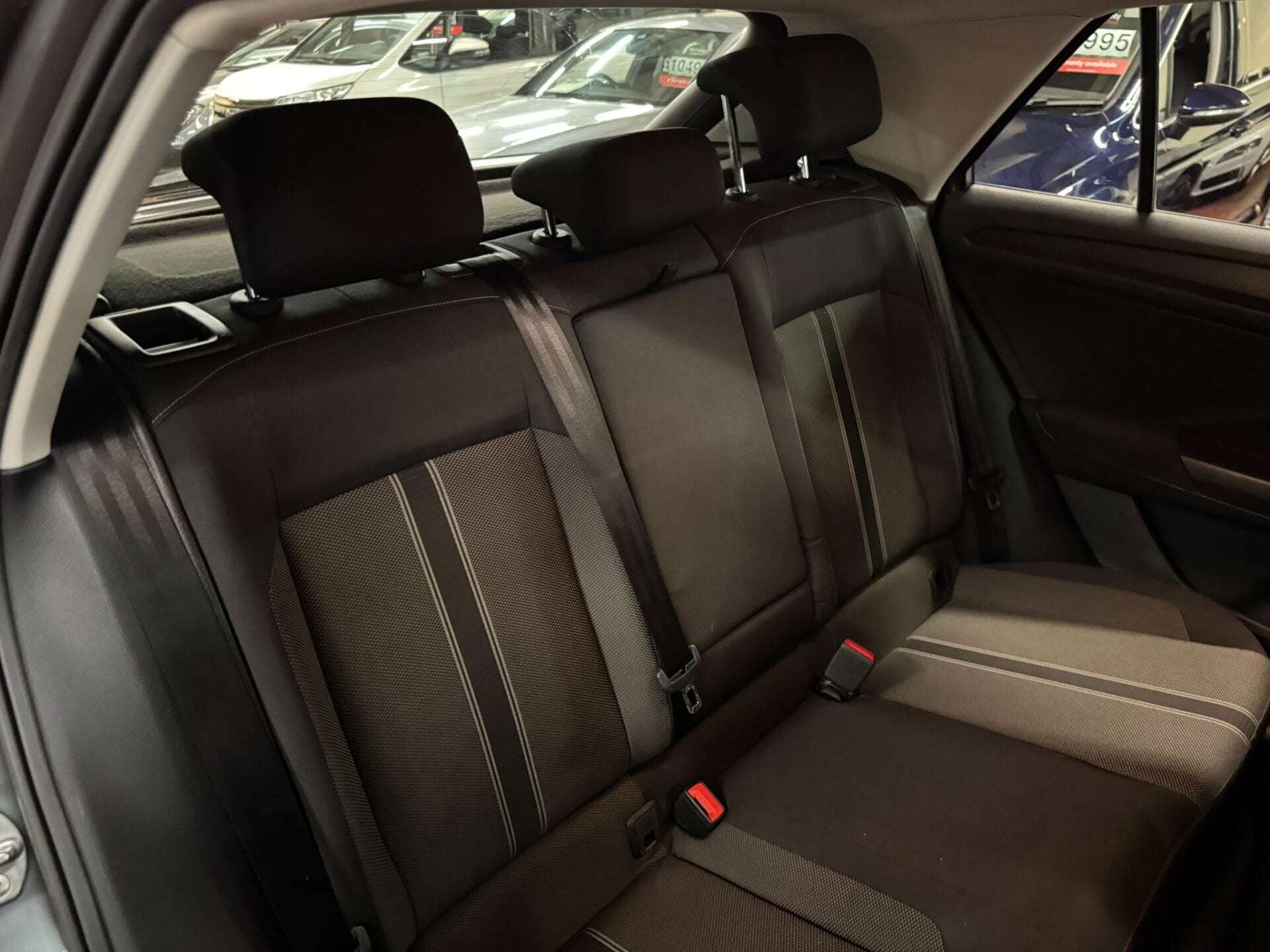 2019 VOLKSWAGEN T-ROC 2019 VOLKSWAGEN T-ROC