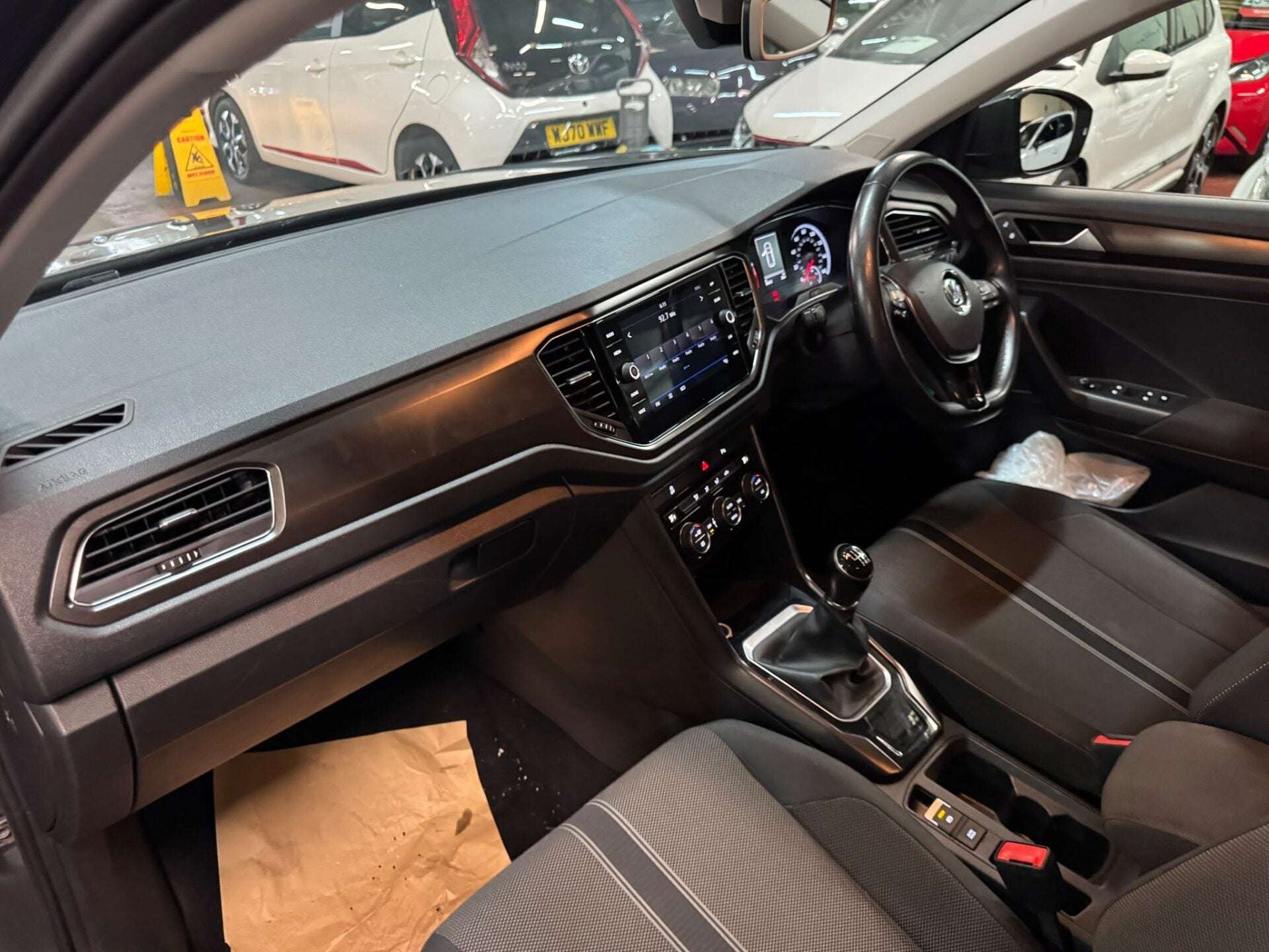 2019 VOLKSWAGEN T-ROC 2019 VOLKSWAGEN T-ROC