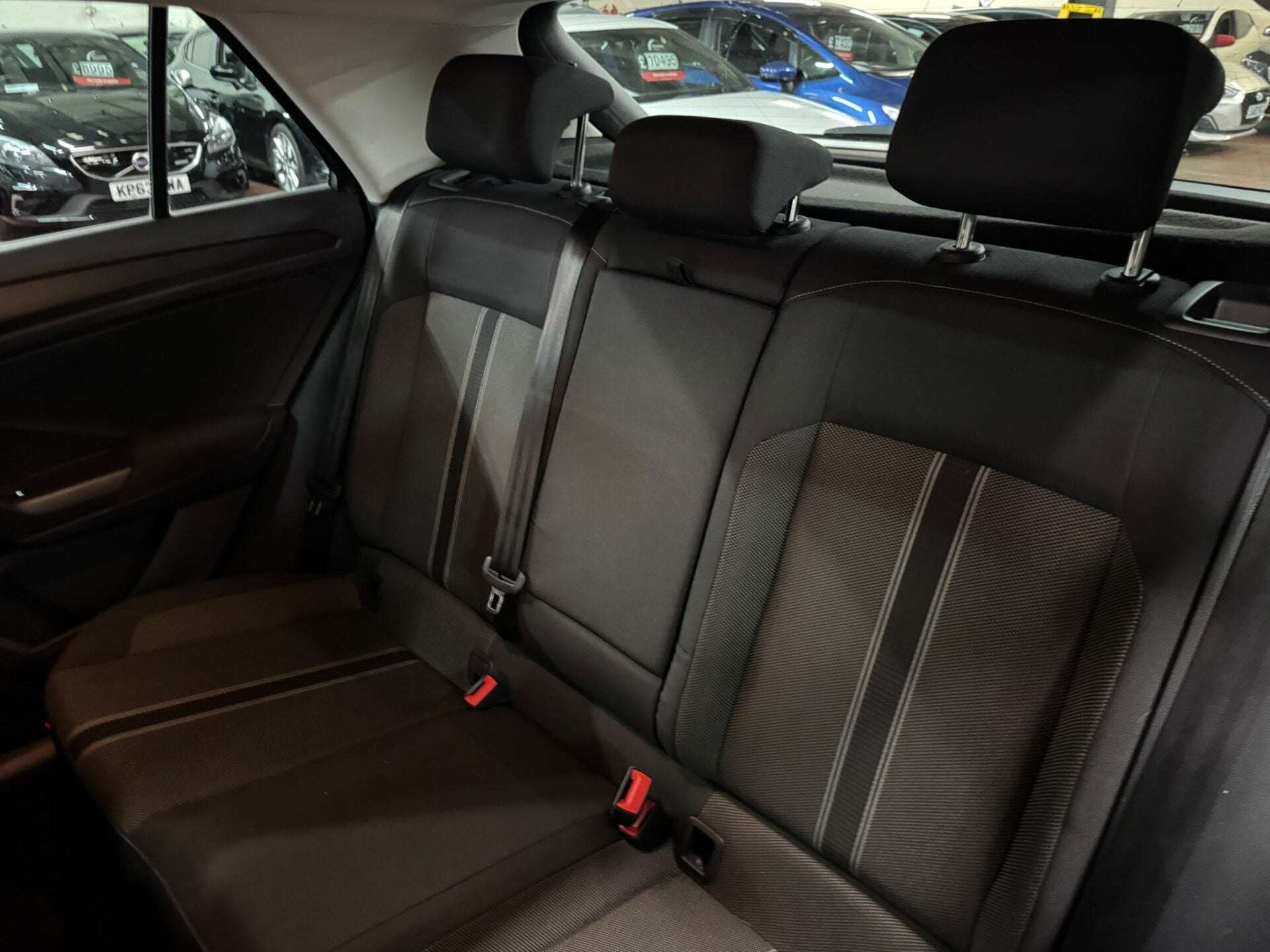 2019 VOLKSWAGEN T-ROC 2019 VOLKSWAGEN T-ROC