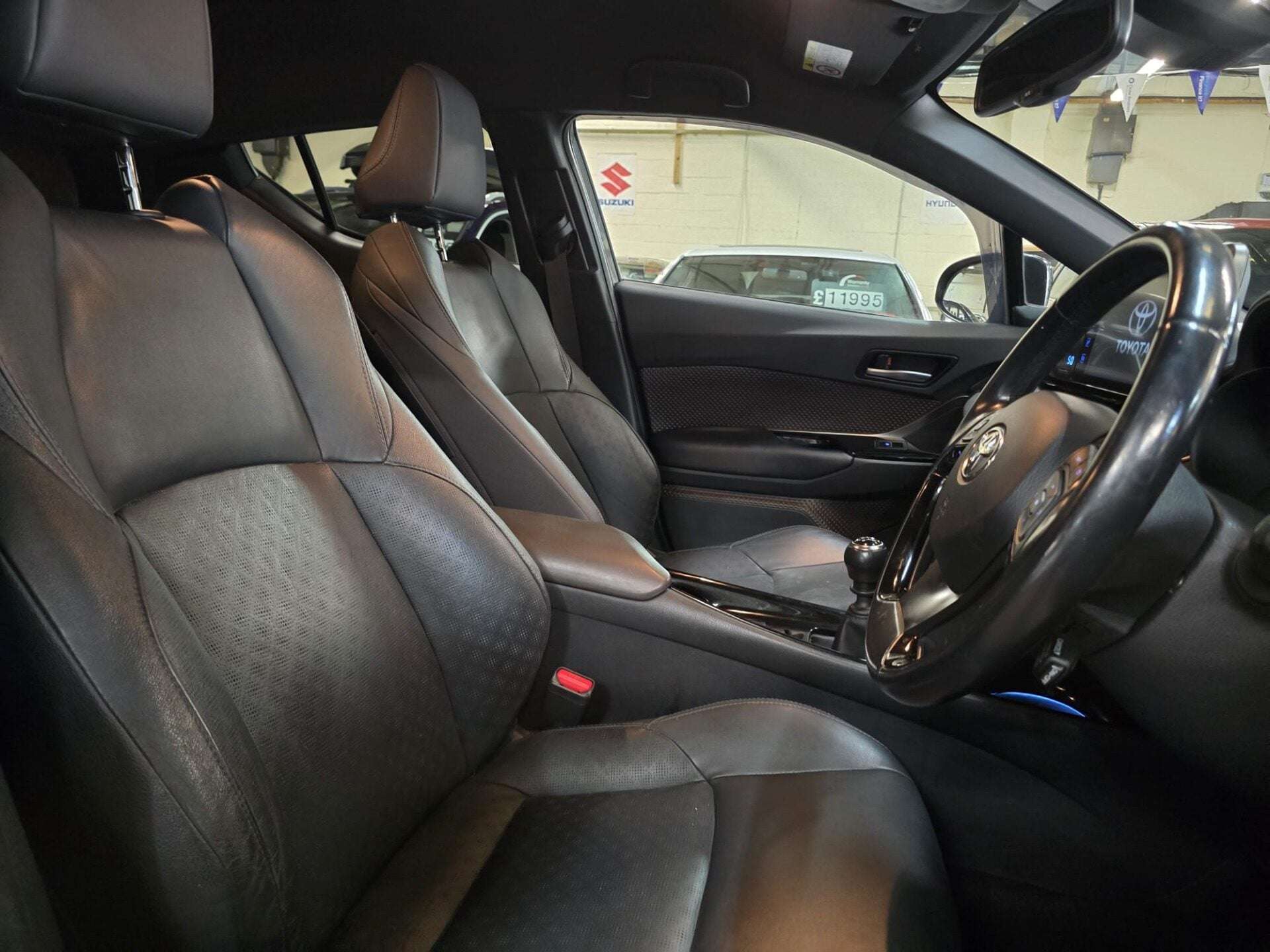 2019 TOYOTA C-HR 2019 TOYOTA C-HR