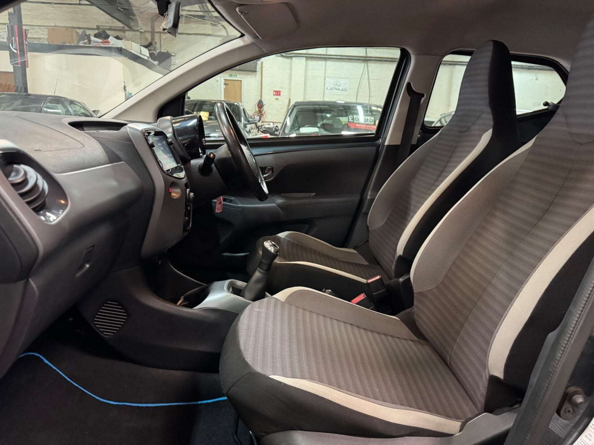2019 TOYOTA AYGO 2019 TOYOTA AYGO