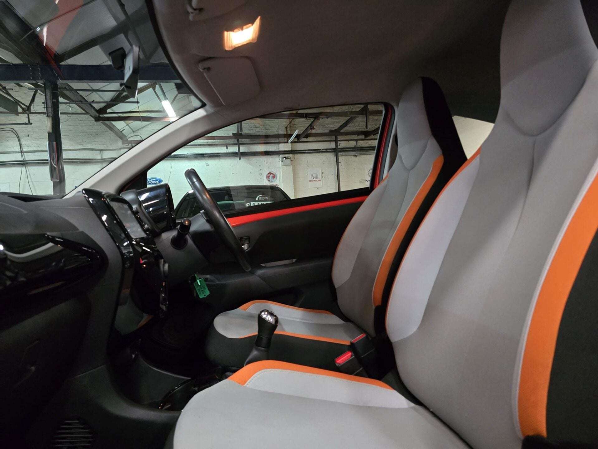 2015 TOYOTA AYGO 2015 TOYOTA AYGO